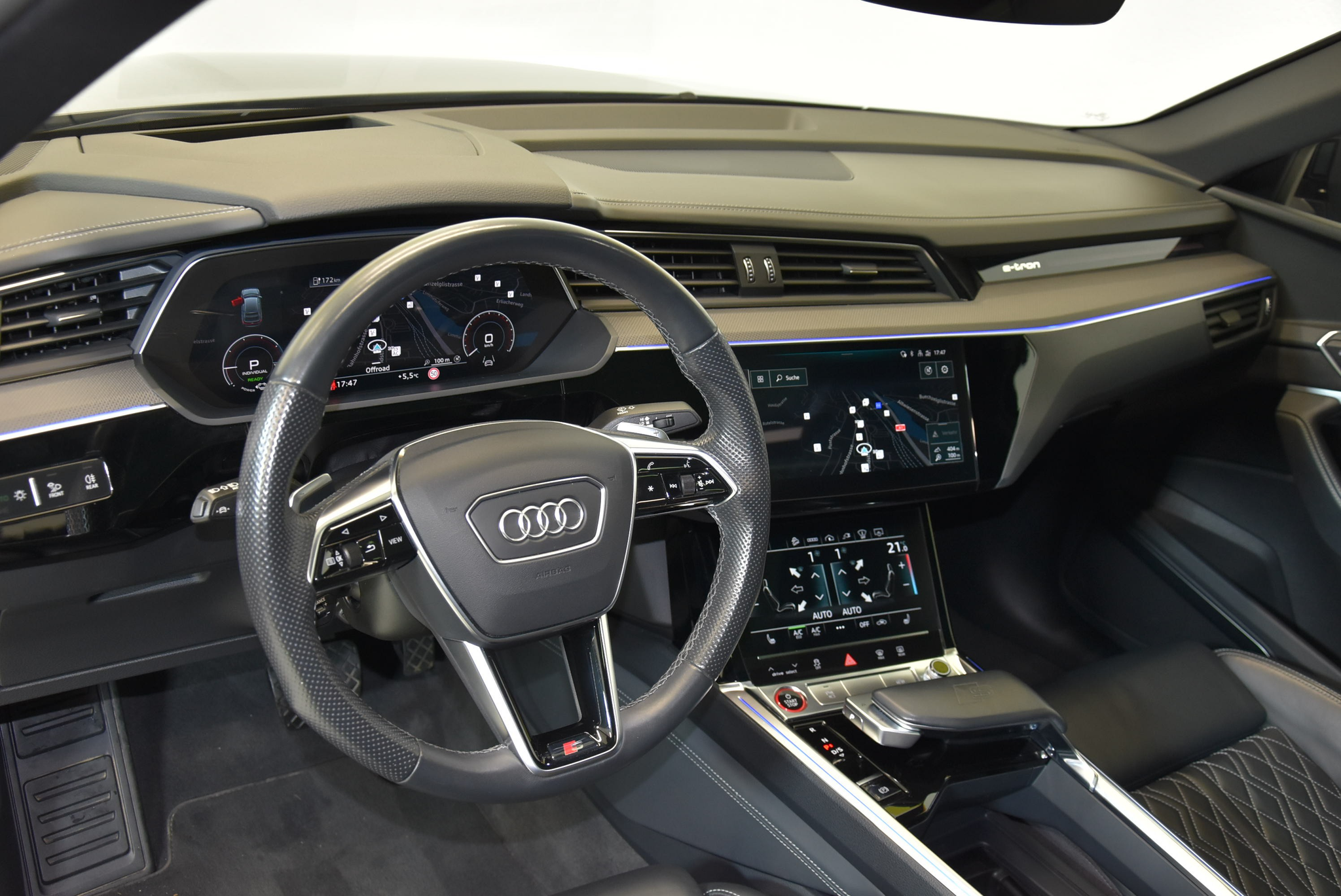 listing desktop thumbnail image 5