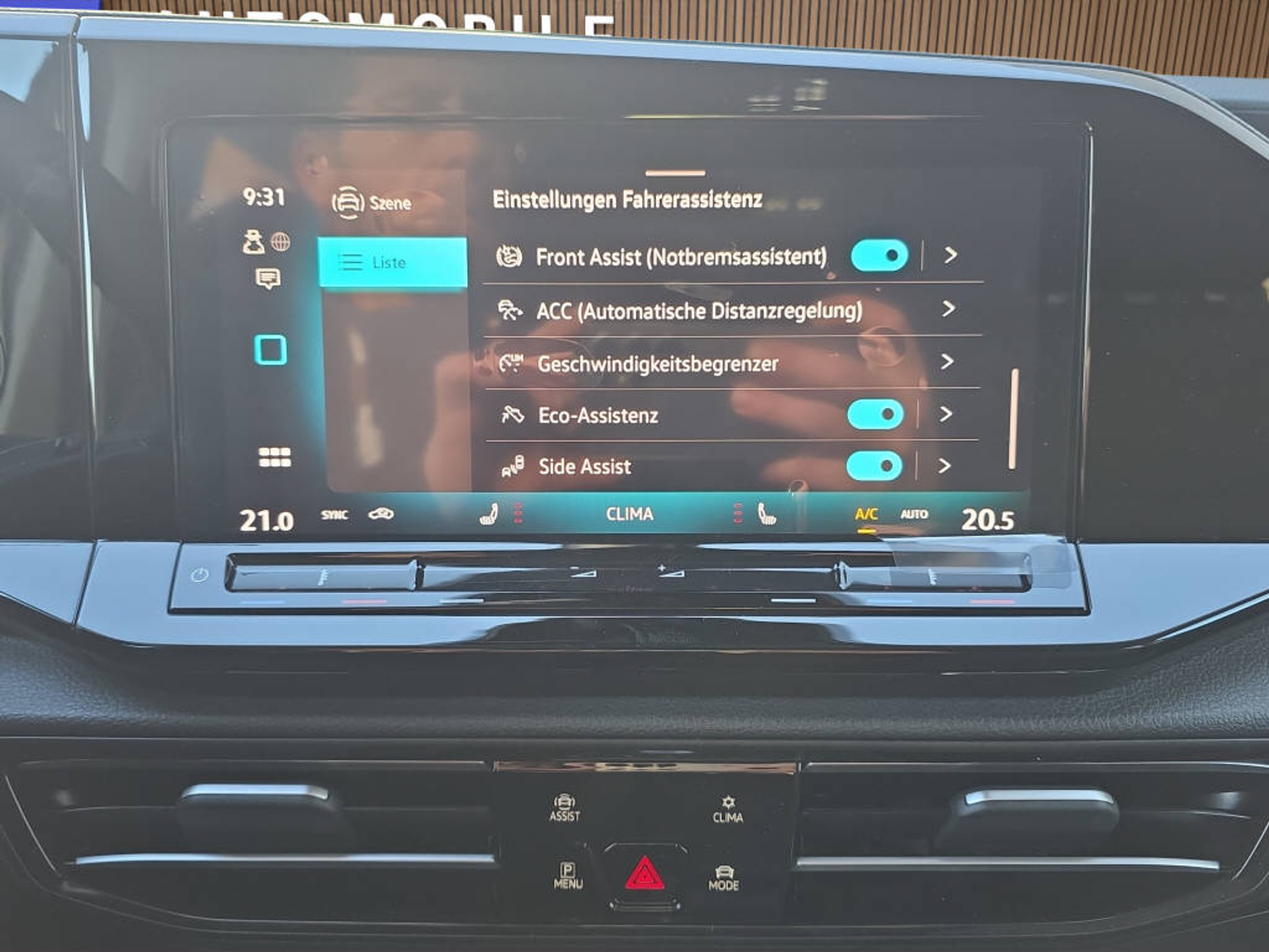 listing desktop thumbnail image 15