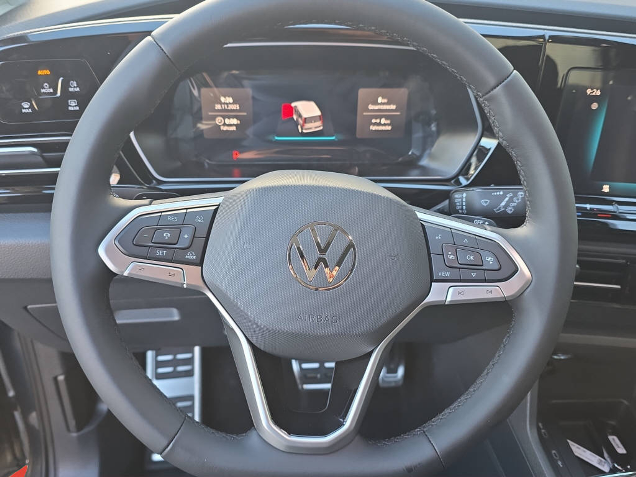 listing desktop thumbnail image 10