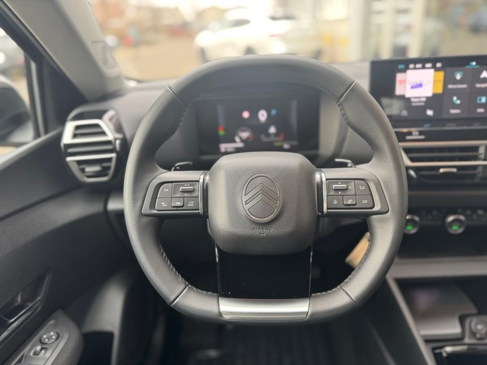 listing desktop thumbnail image 11