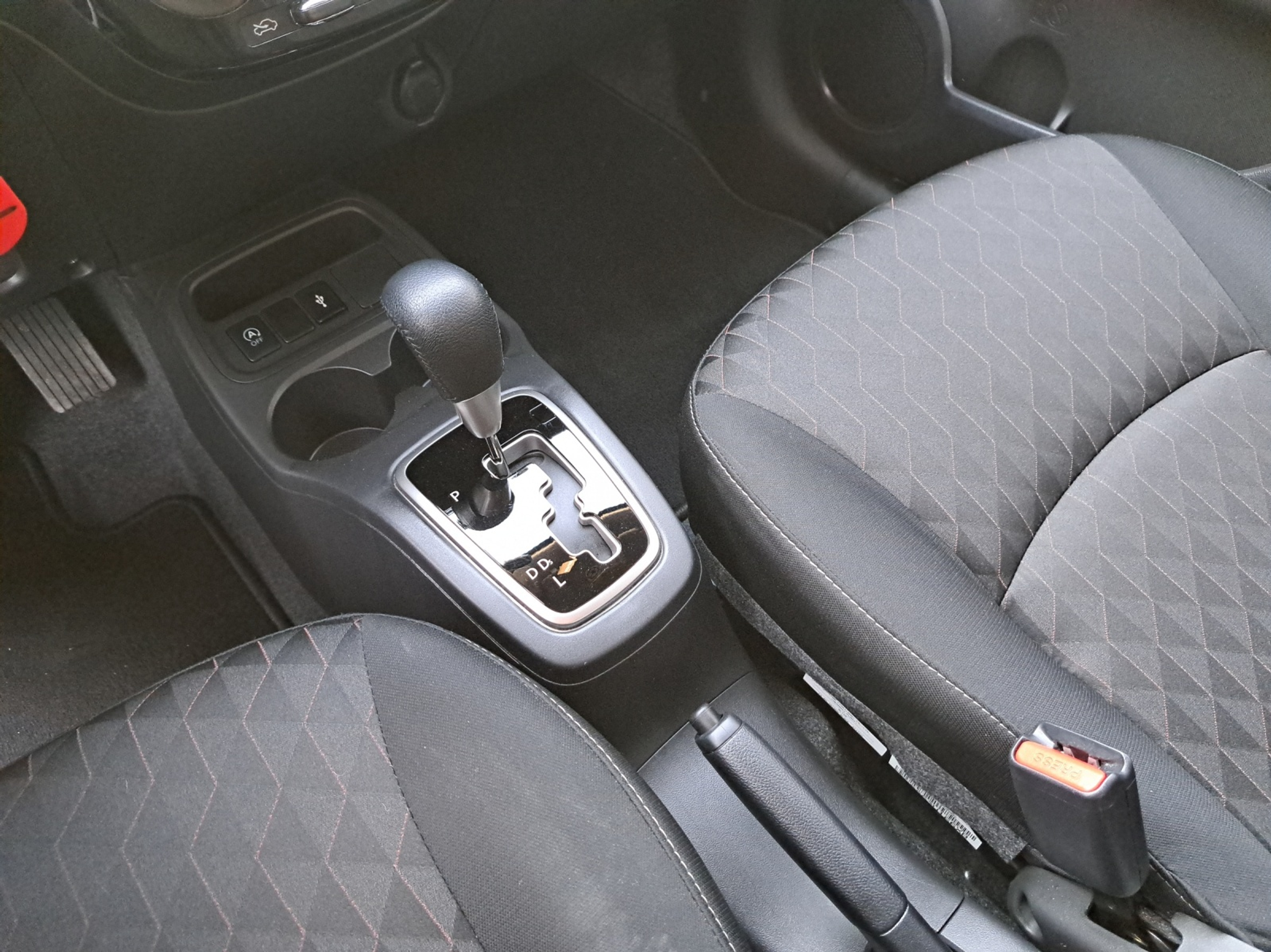 listing desktop thumbnail image 12