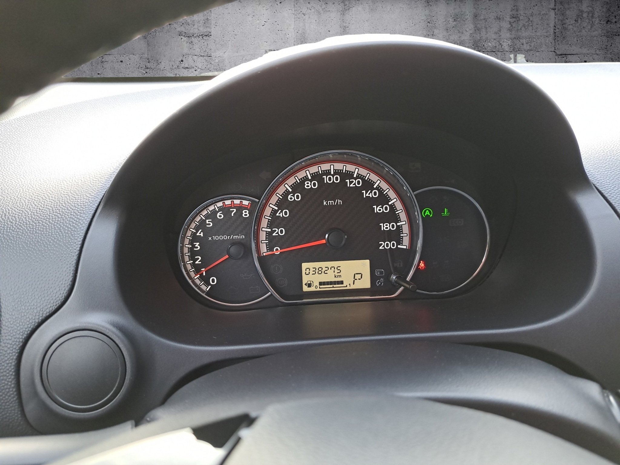 listing desktop thumbnail image 11