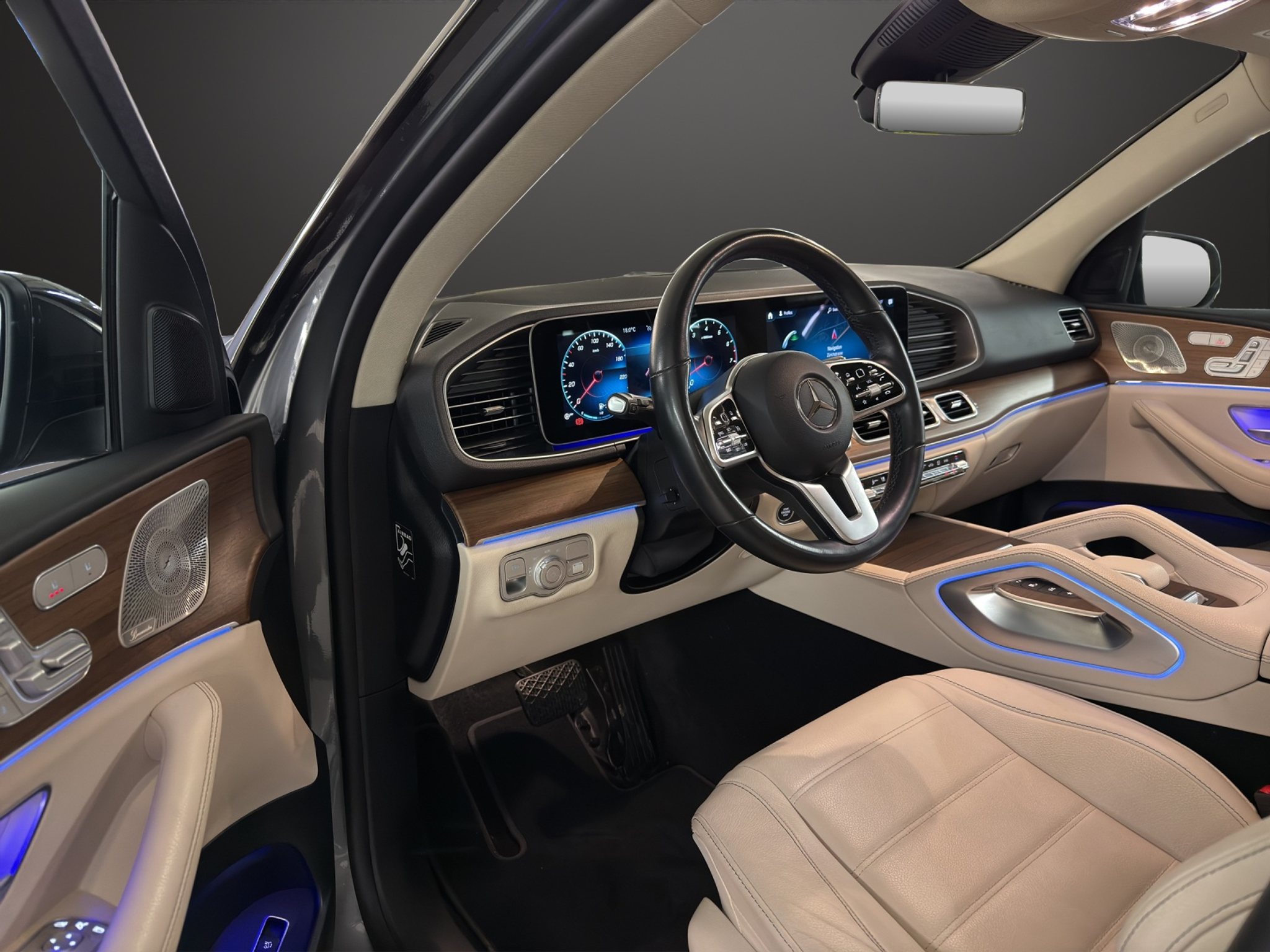 listing desktop thumbnail image 10