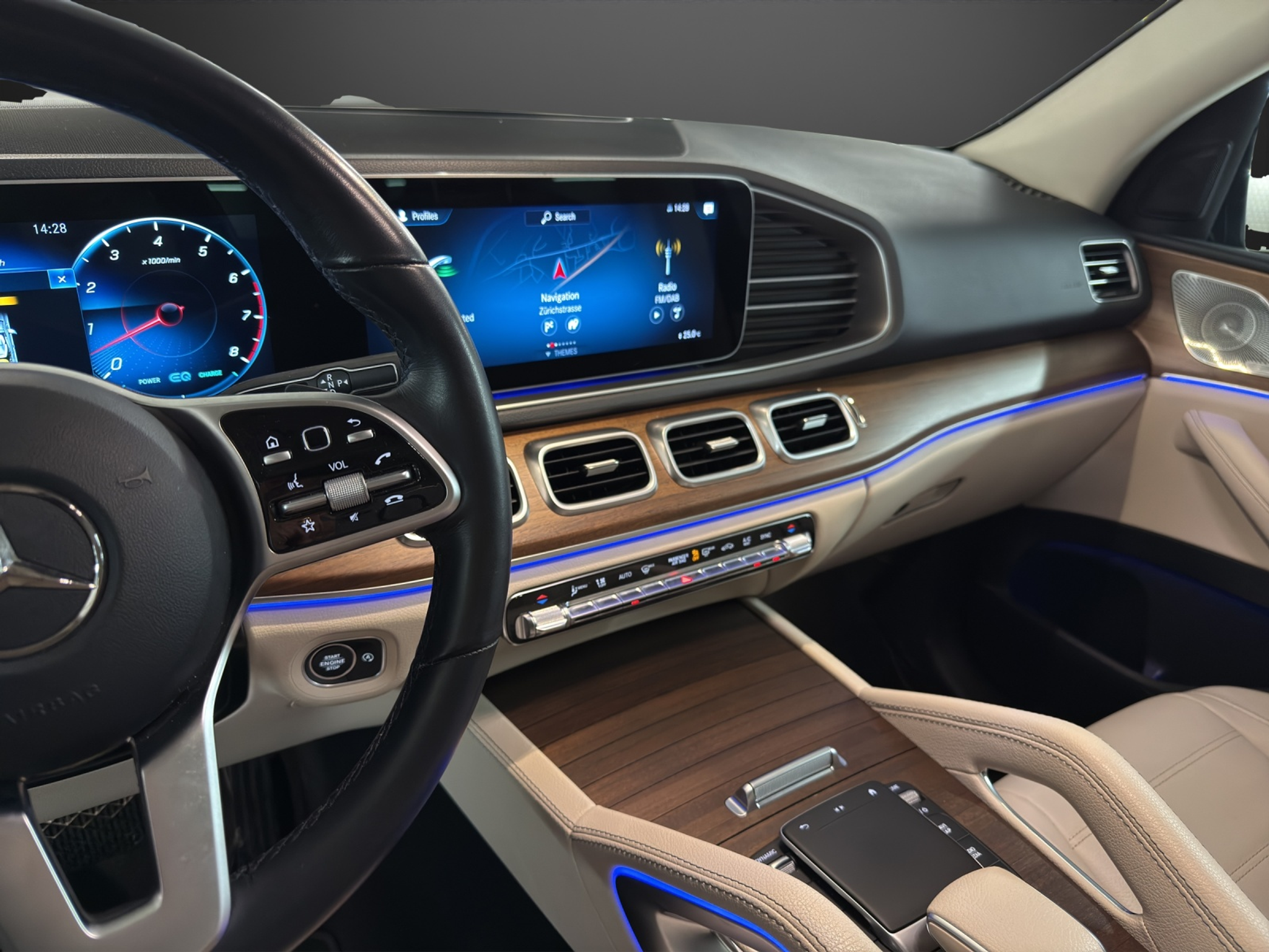 listing desktop thumbnail image 12