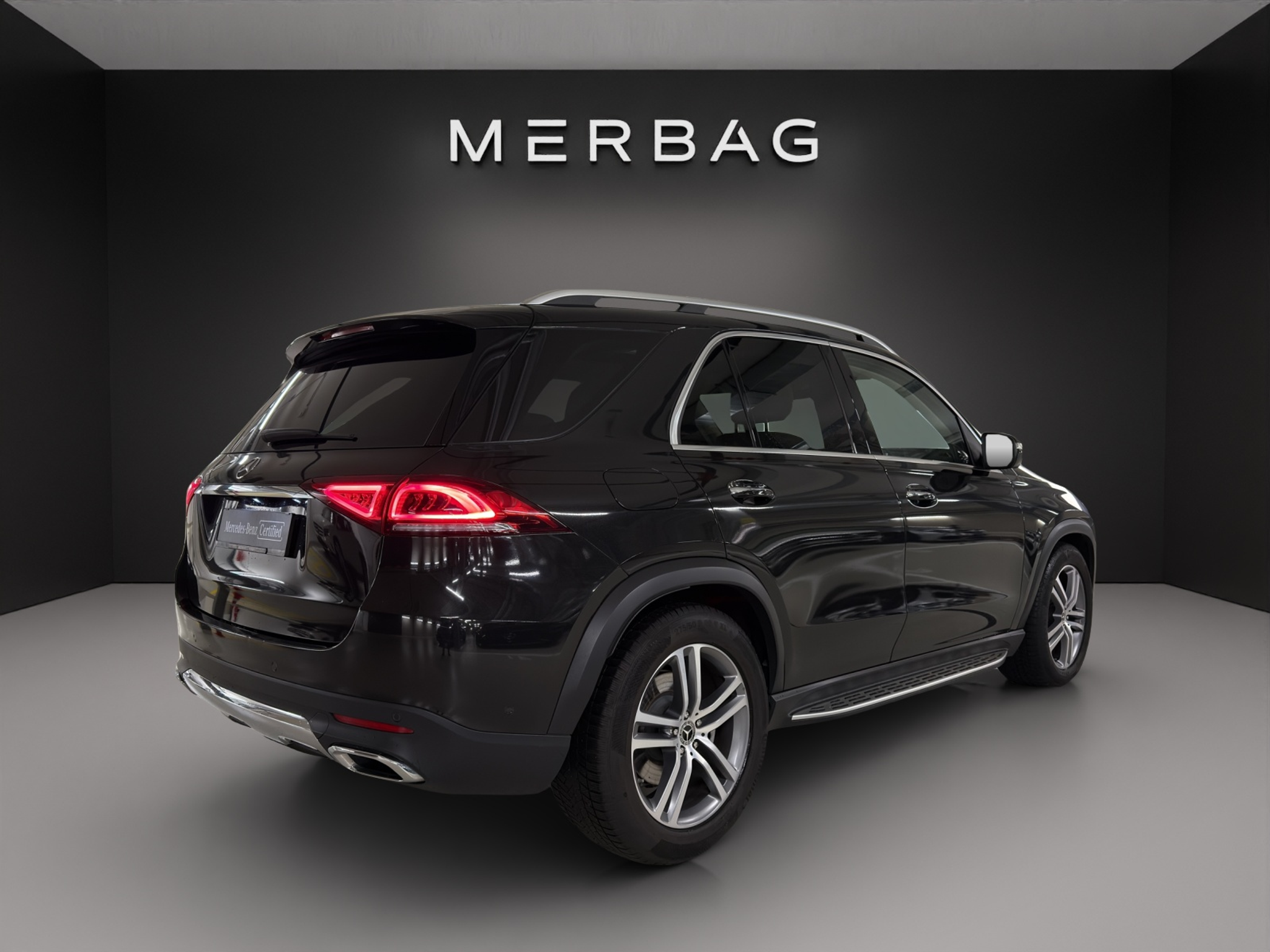 listing desktop thumbnail image 7