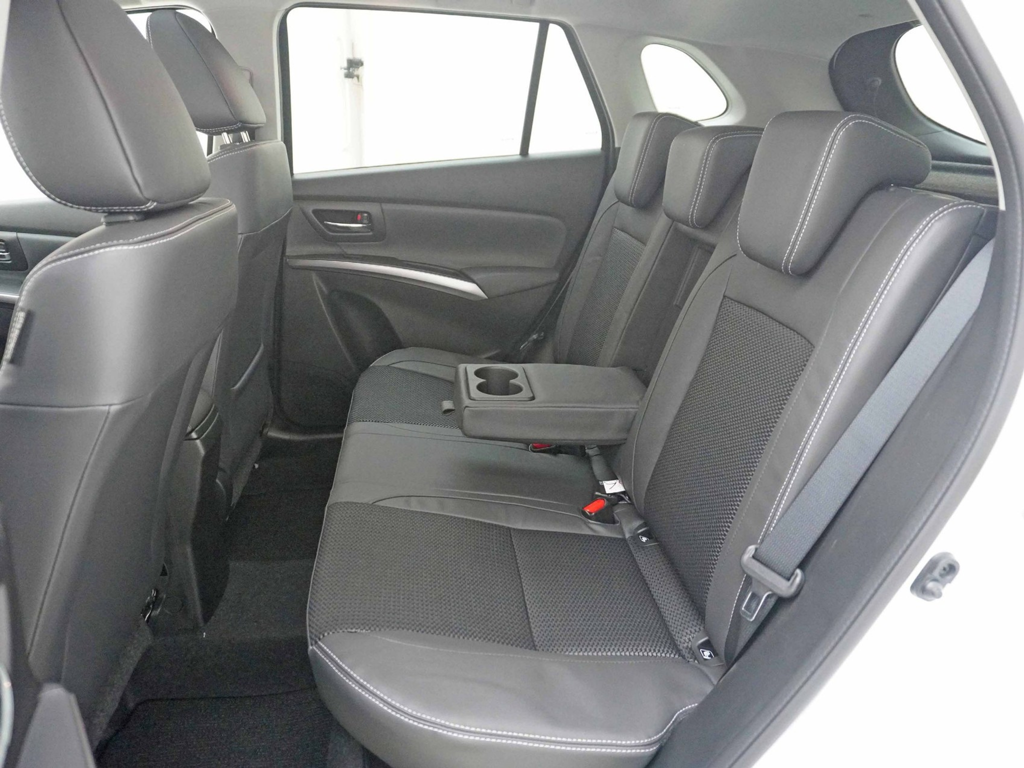 listing desktop thumbnail image 16