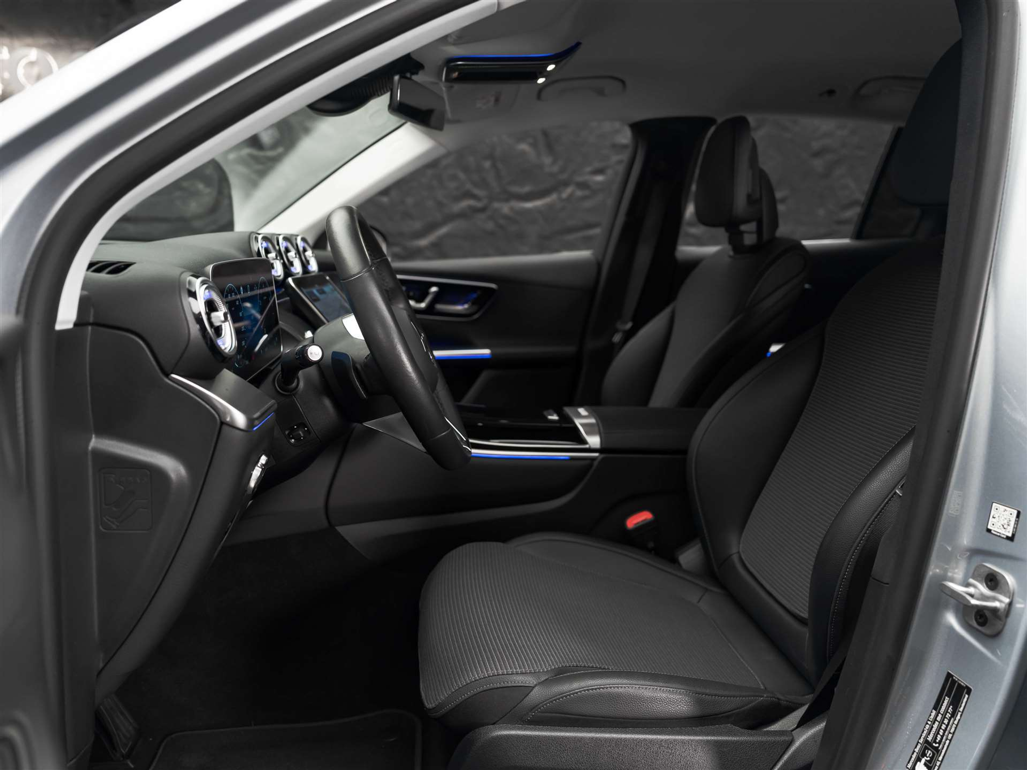 listing desktop thumbnail image 9