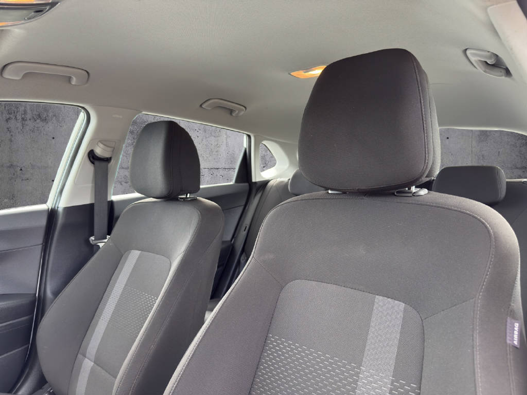 listing desktop thumbnail image 12