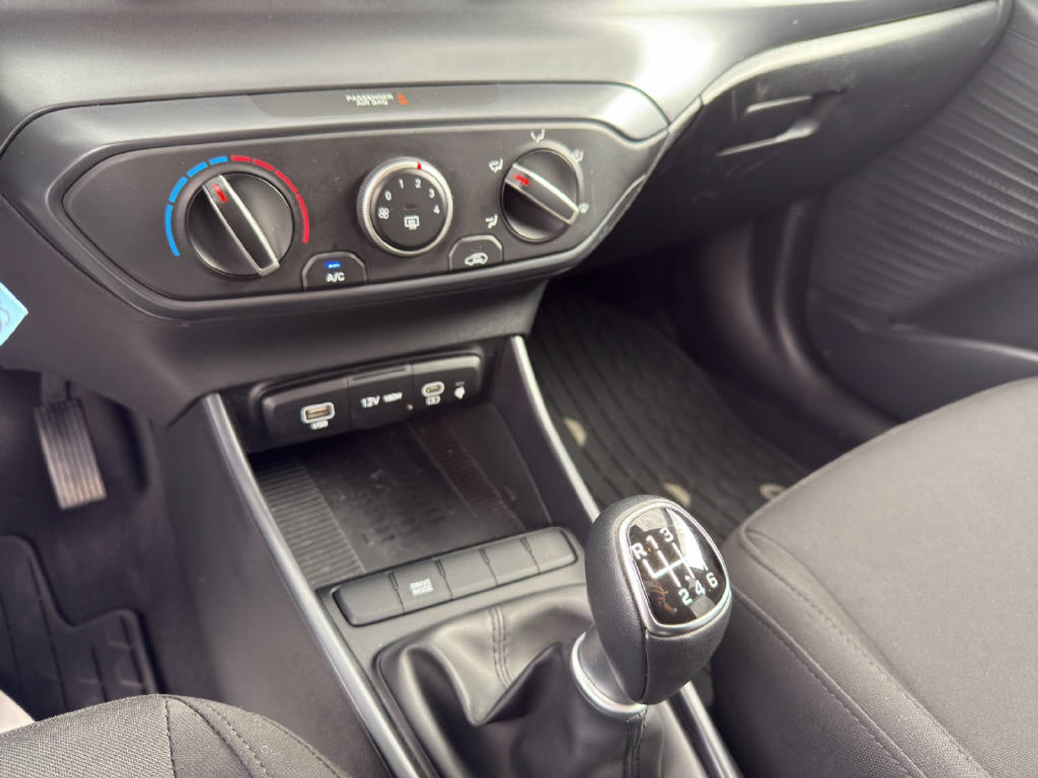 listing desktop thumbnail image 6