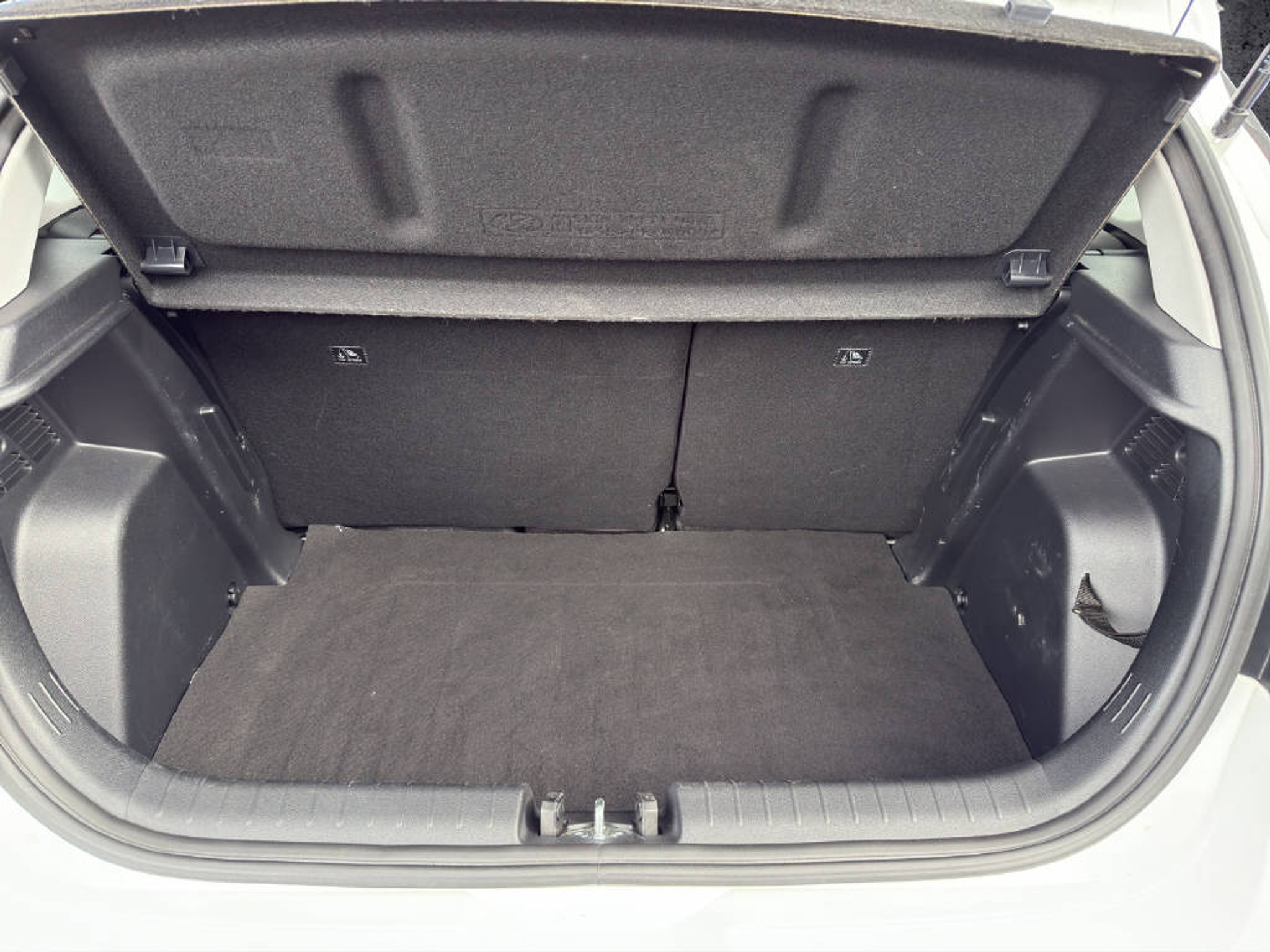 listing desktop thumbnail image 7