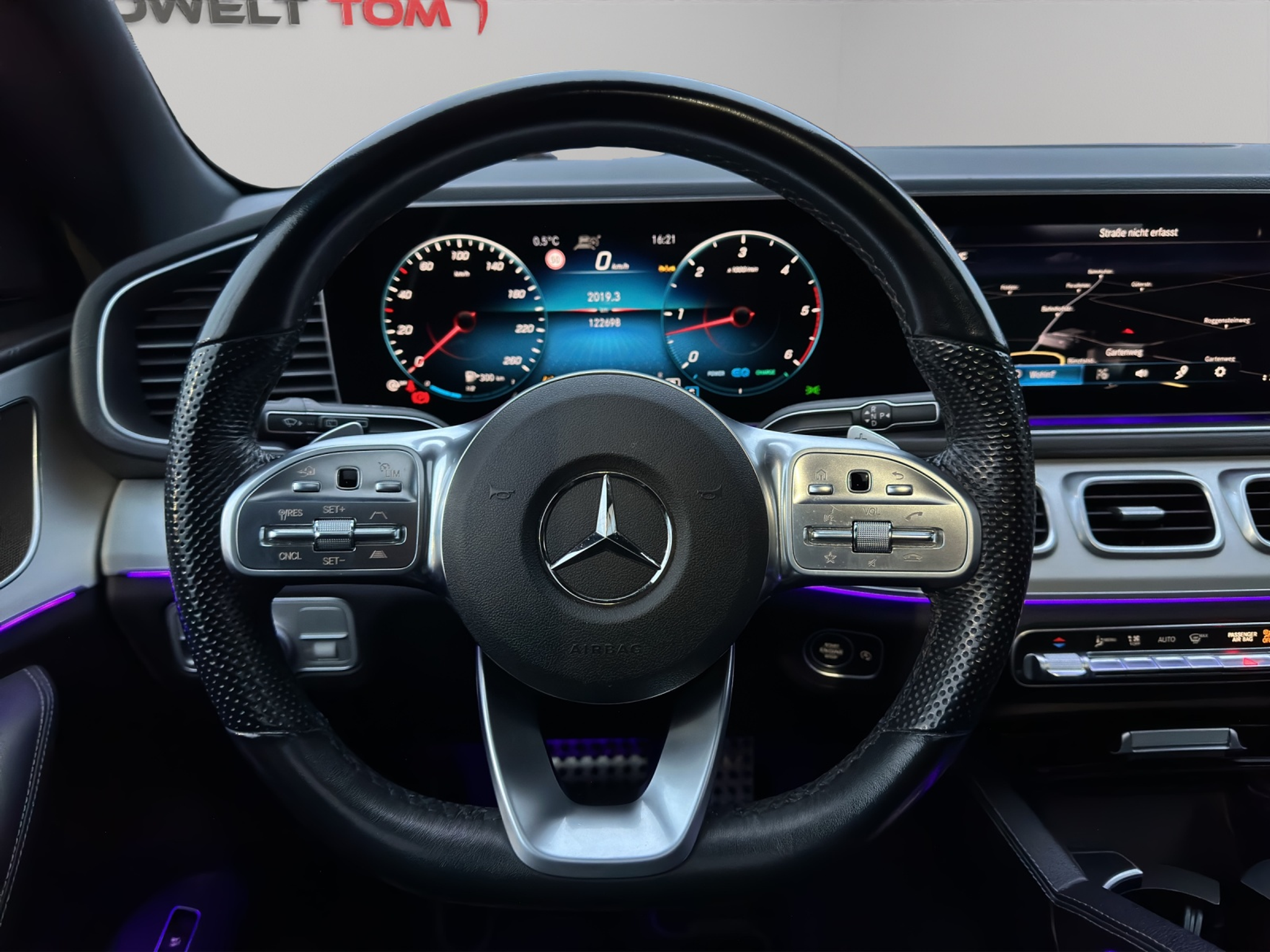 listing desktop thumbnail image 9