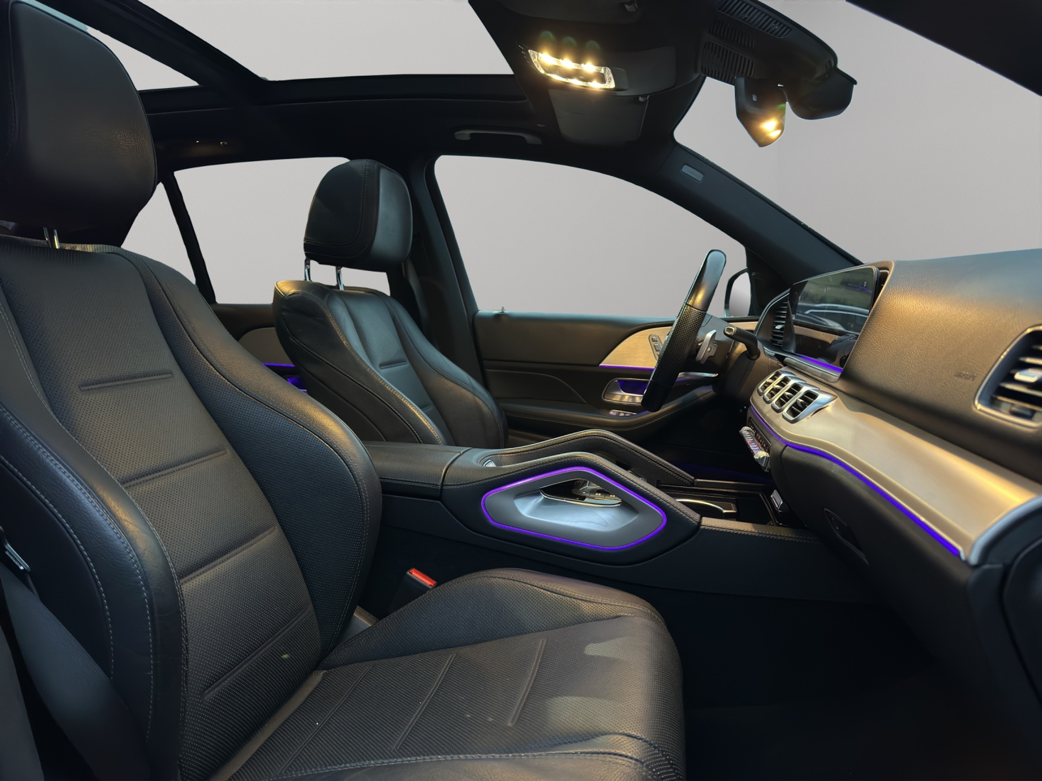 listing desktop thumbnail image 12