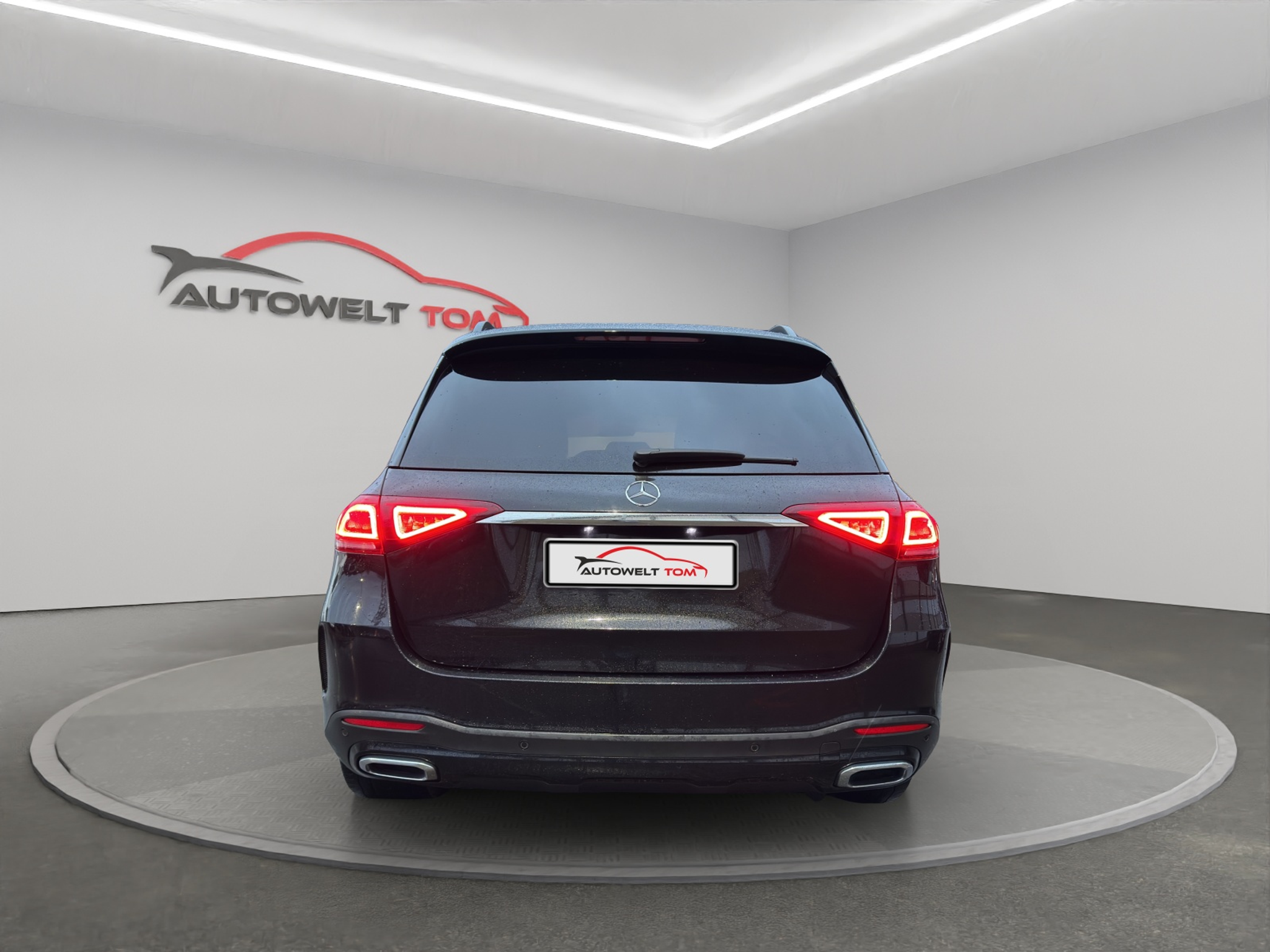 listing desktop thumbnail image 3