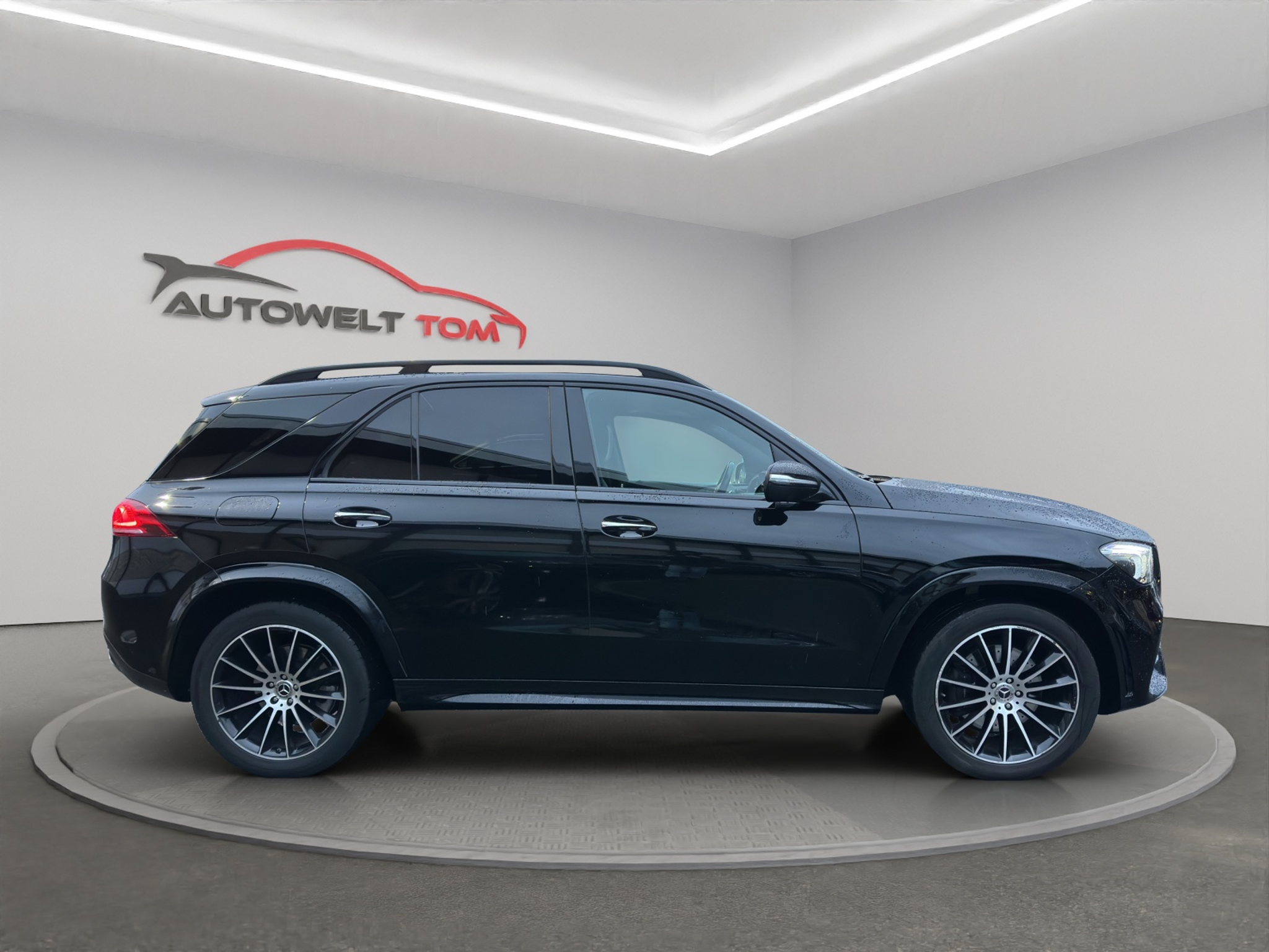 listing desktop thumbnail image 5