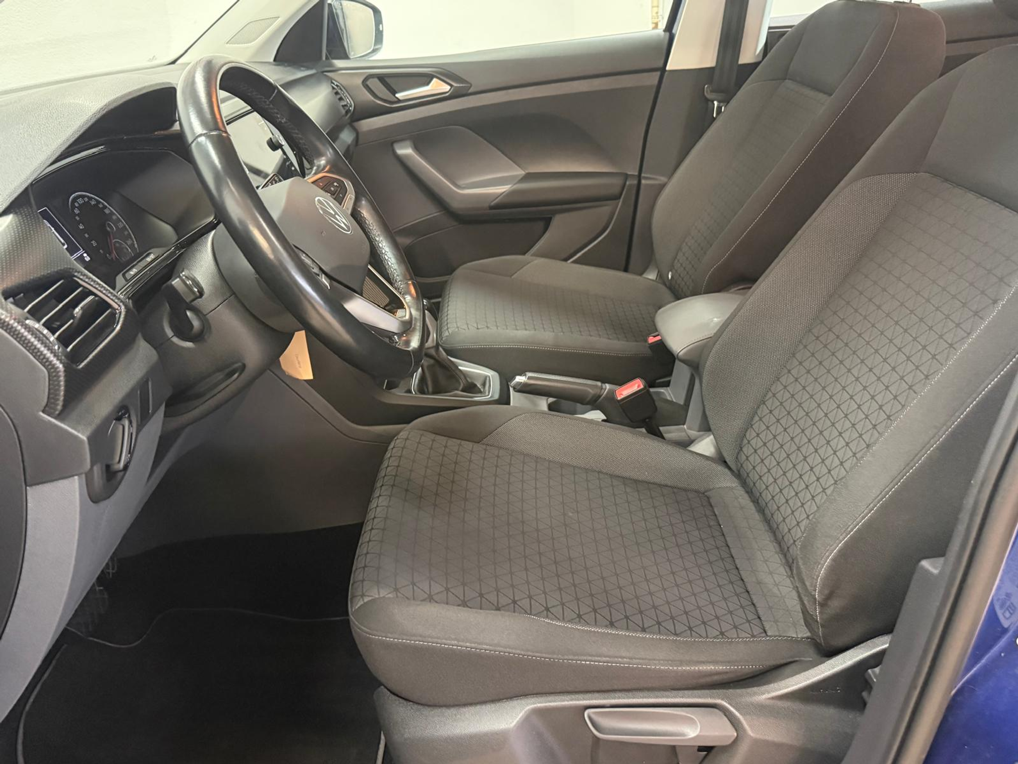 listing desktop thumbnail image 8