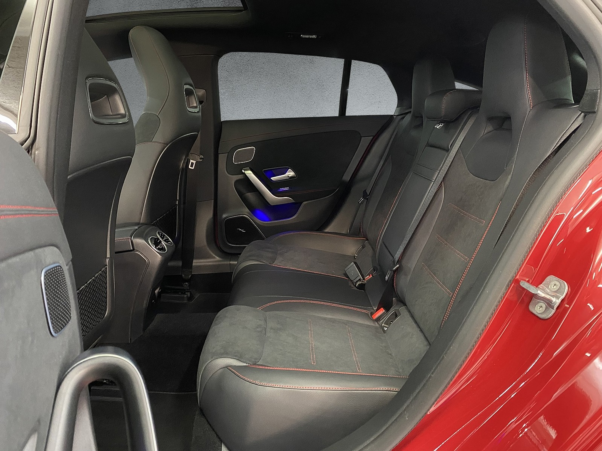 listing desktop thumbnail image 7