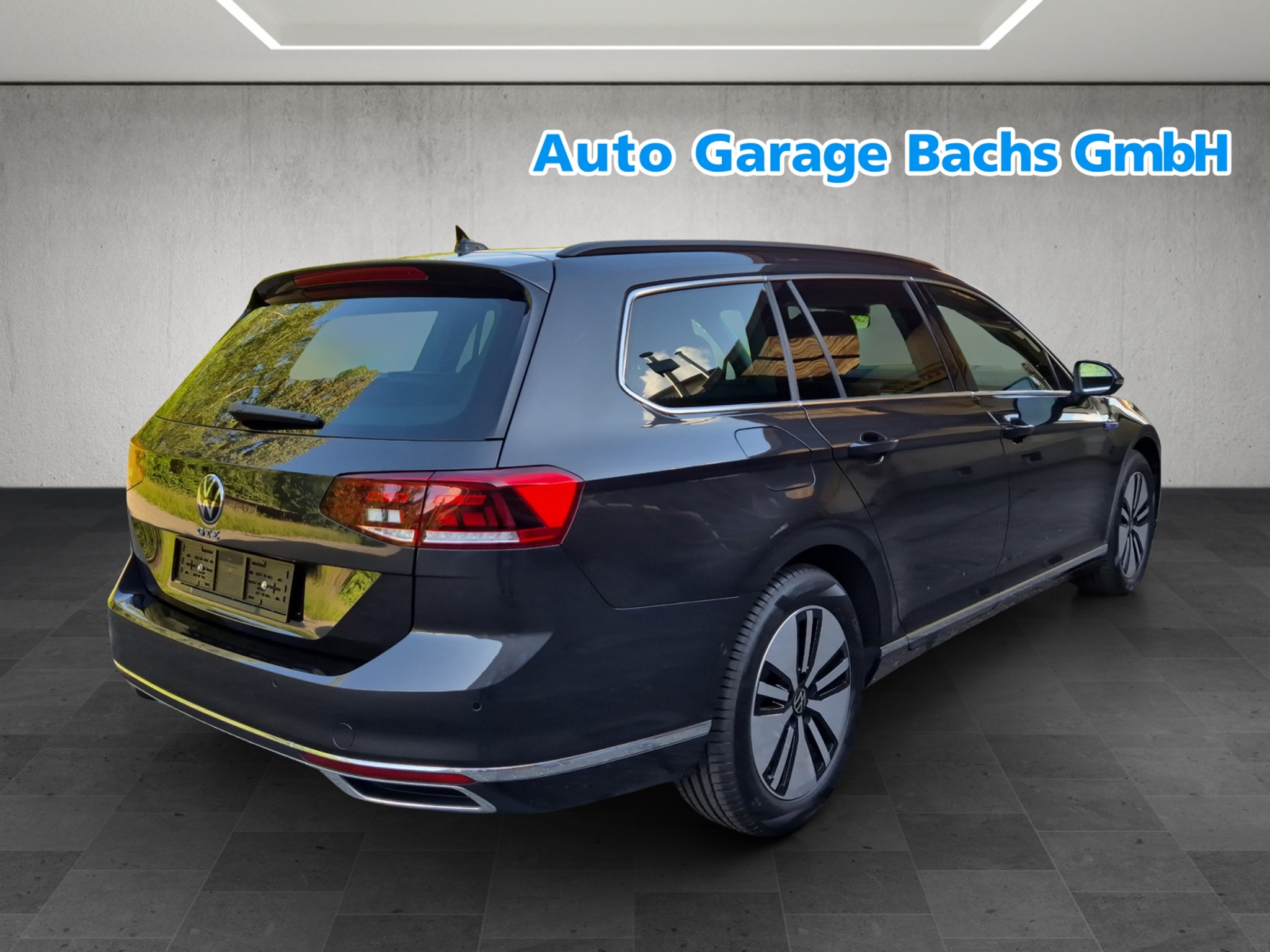 listing desktop thumbnail image 6