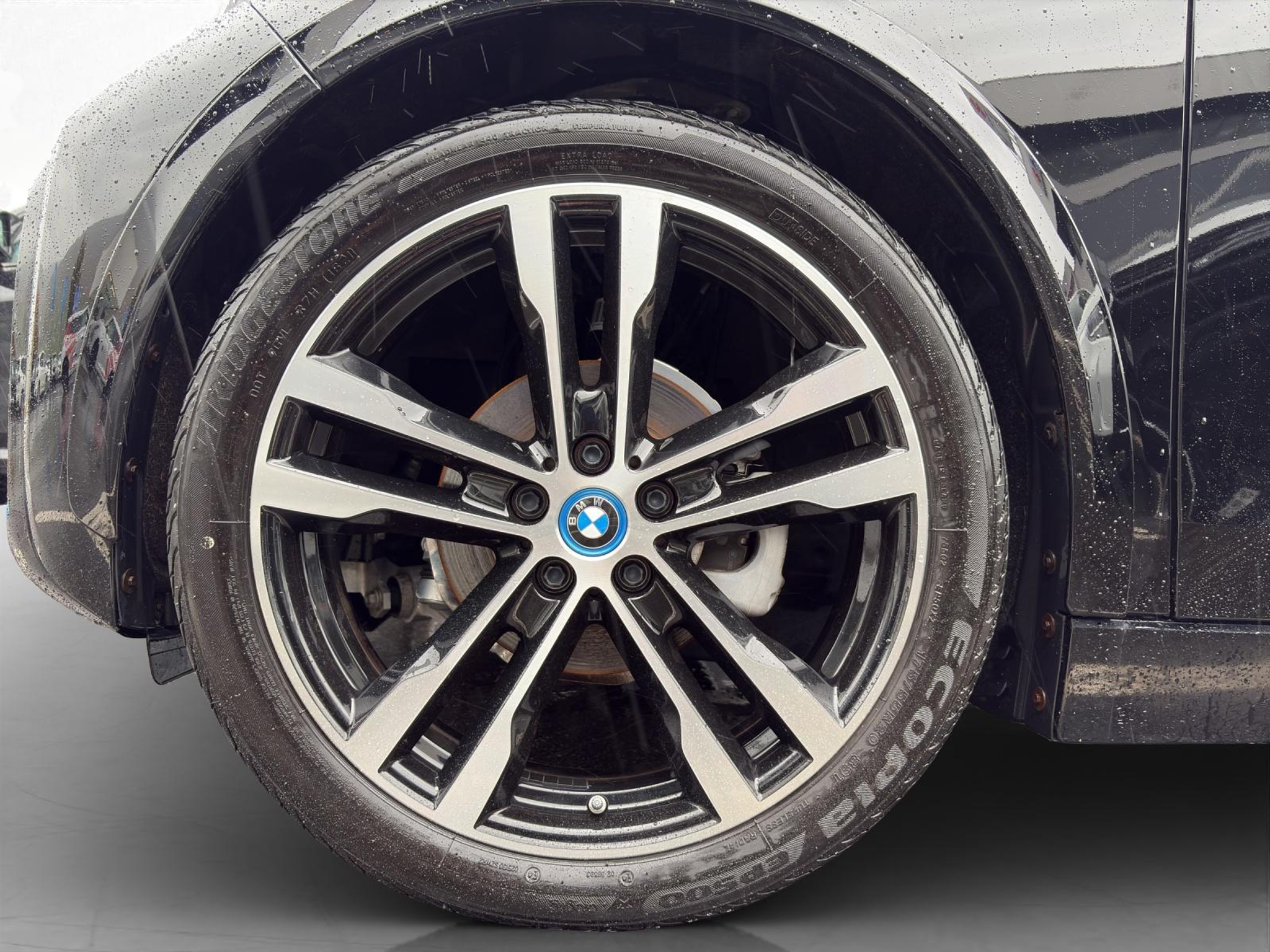 listing desktop thumbnail image 8