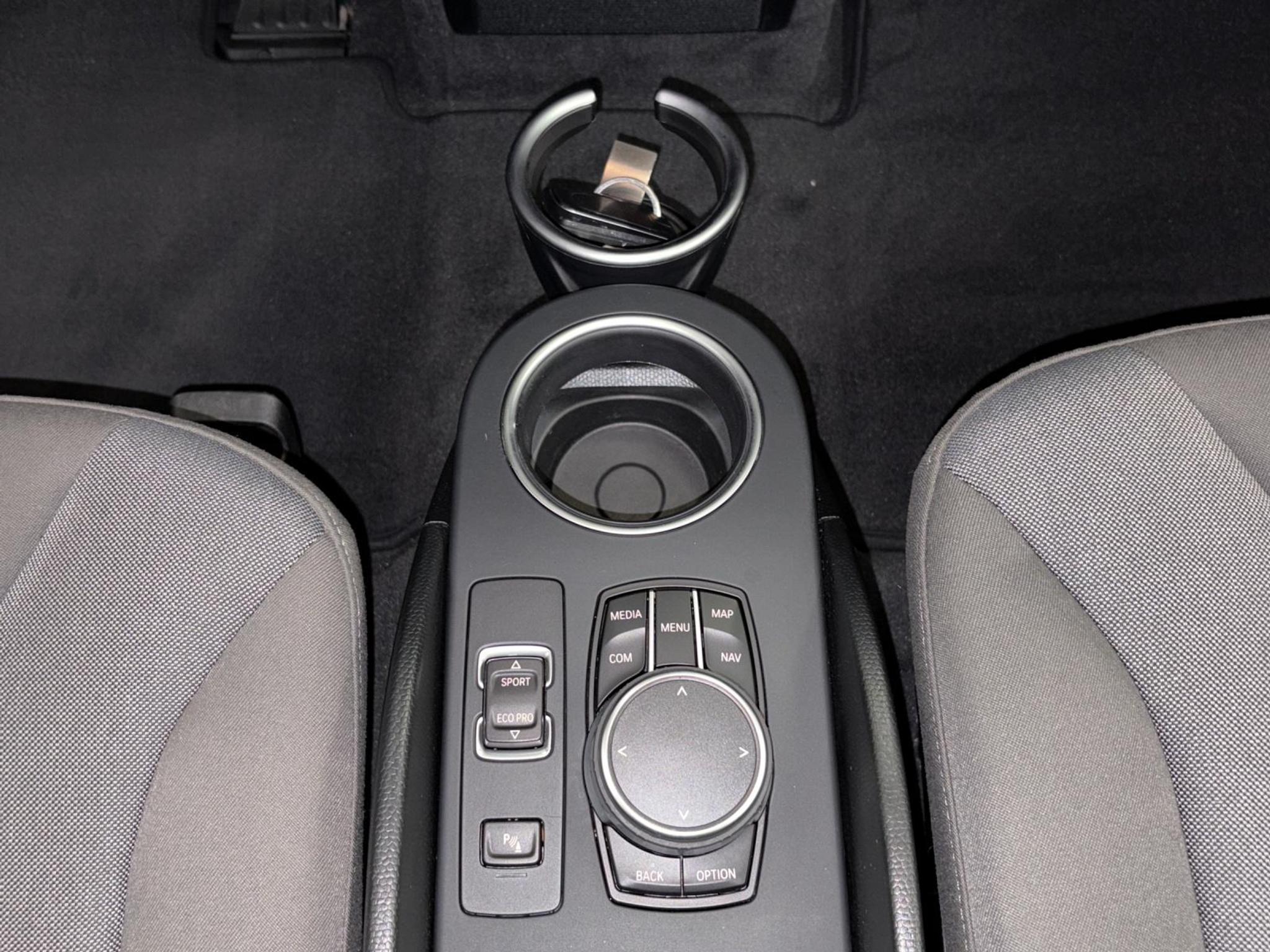 listing desktop thumbnail image 18