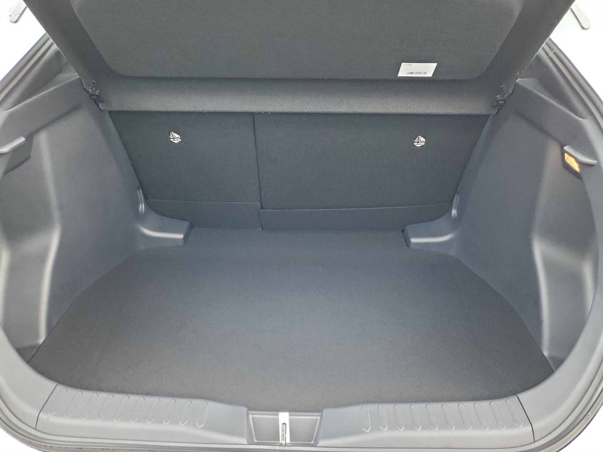 listing desktop thumbnail image 7