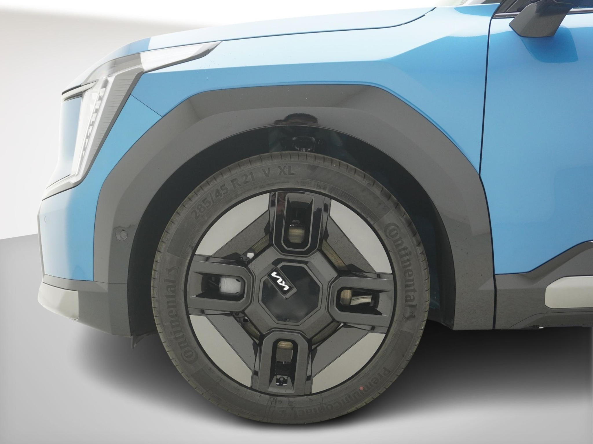 listing desktop thumbnail image 9