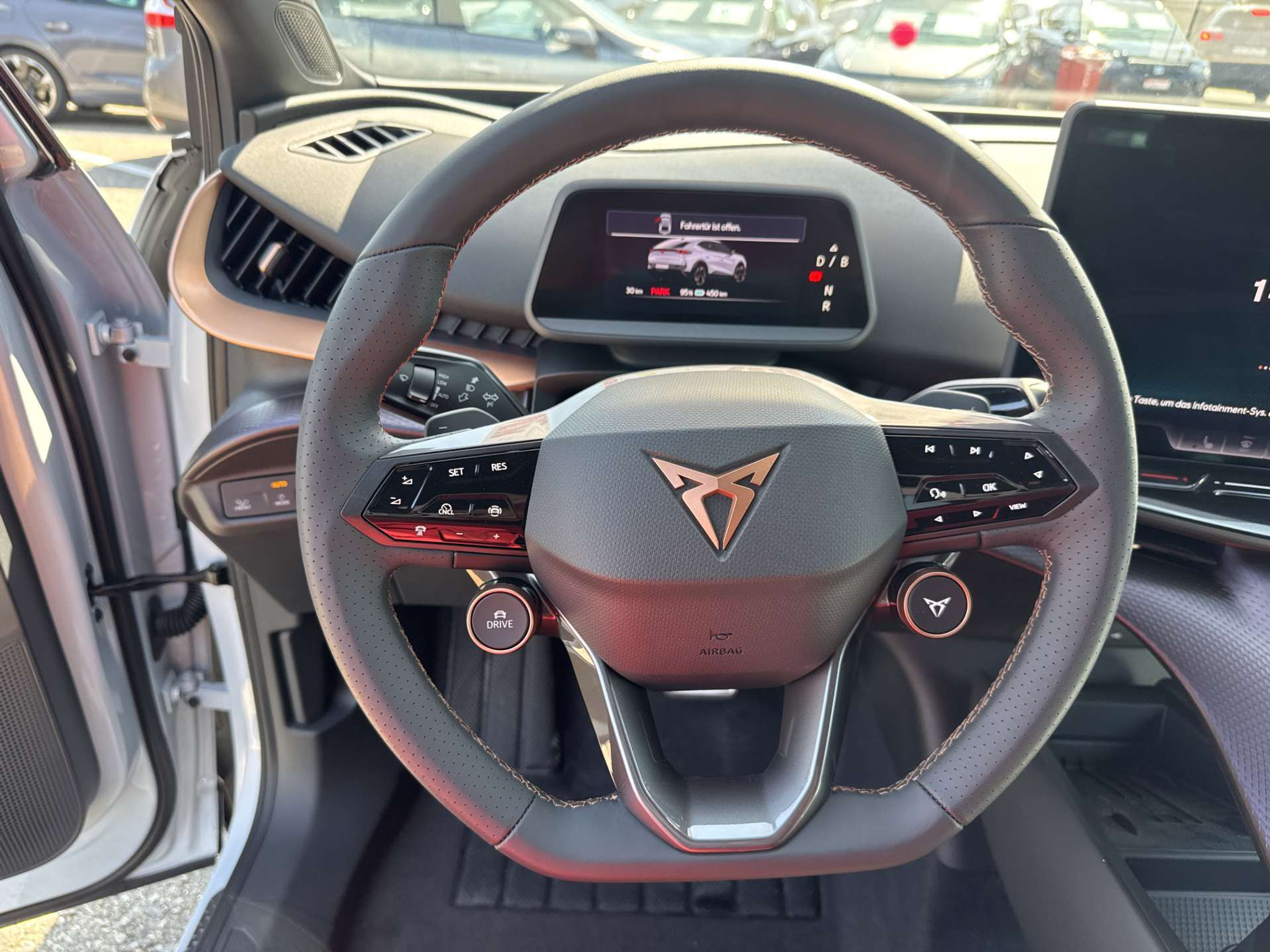 listing desktop thumbnail image 14