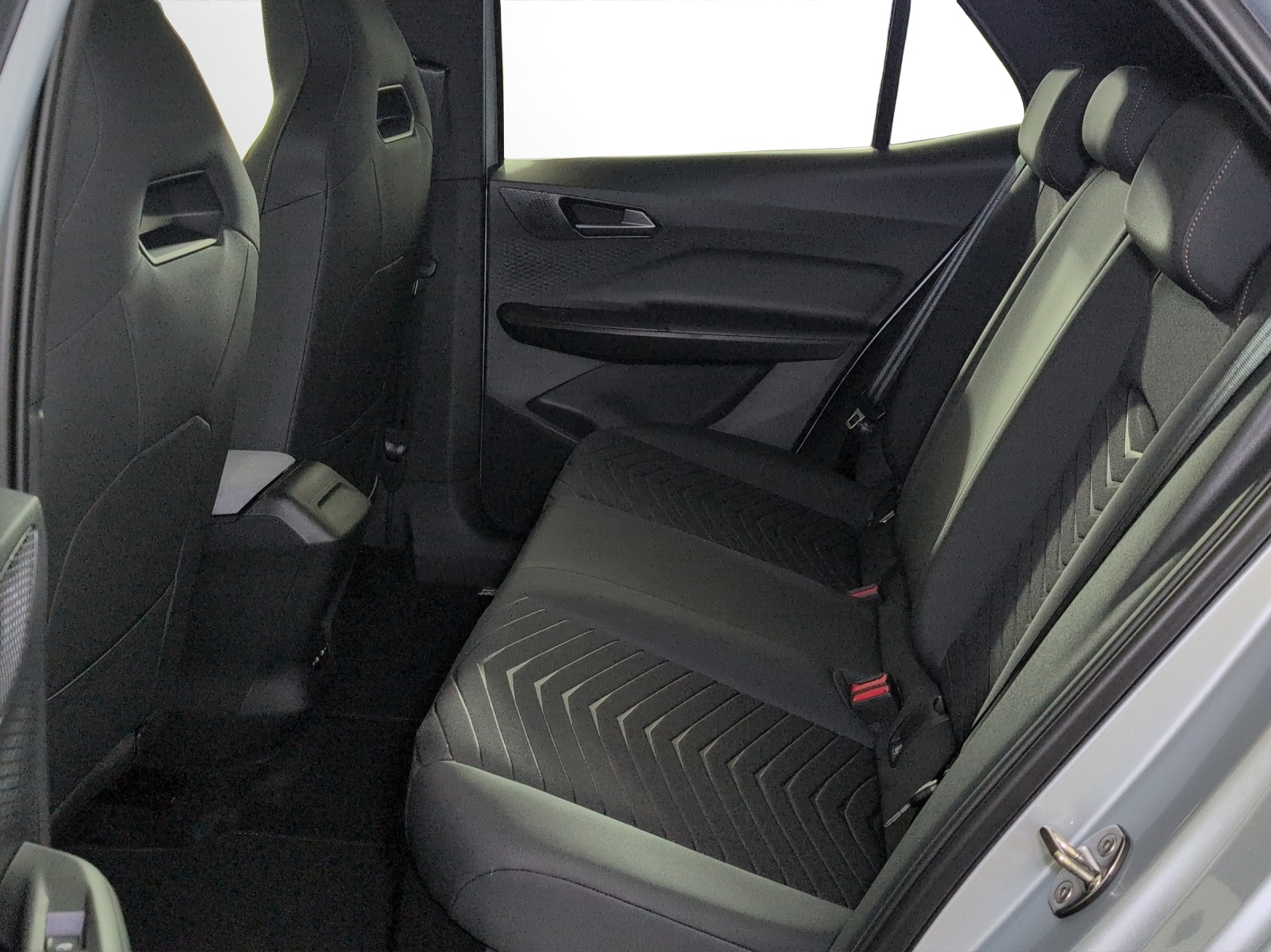 listing desktop thumbnail image 7