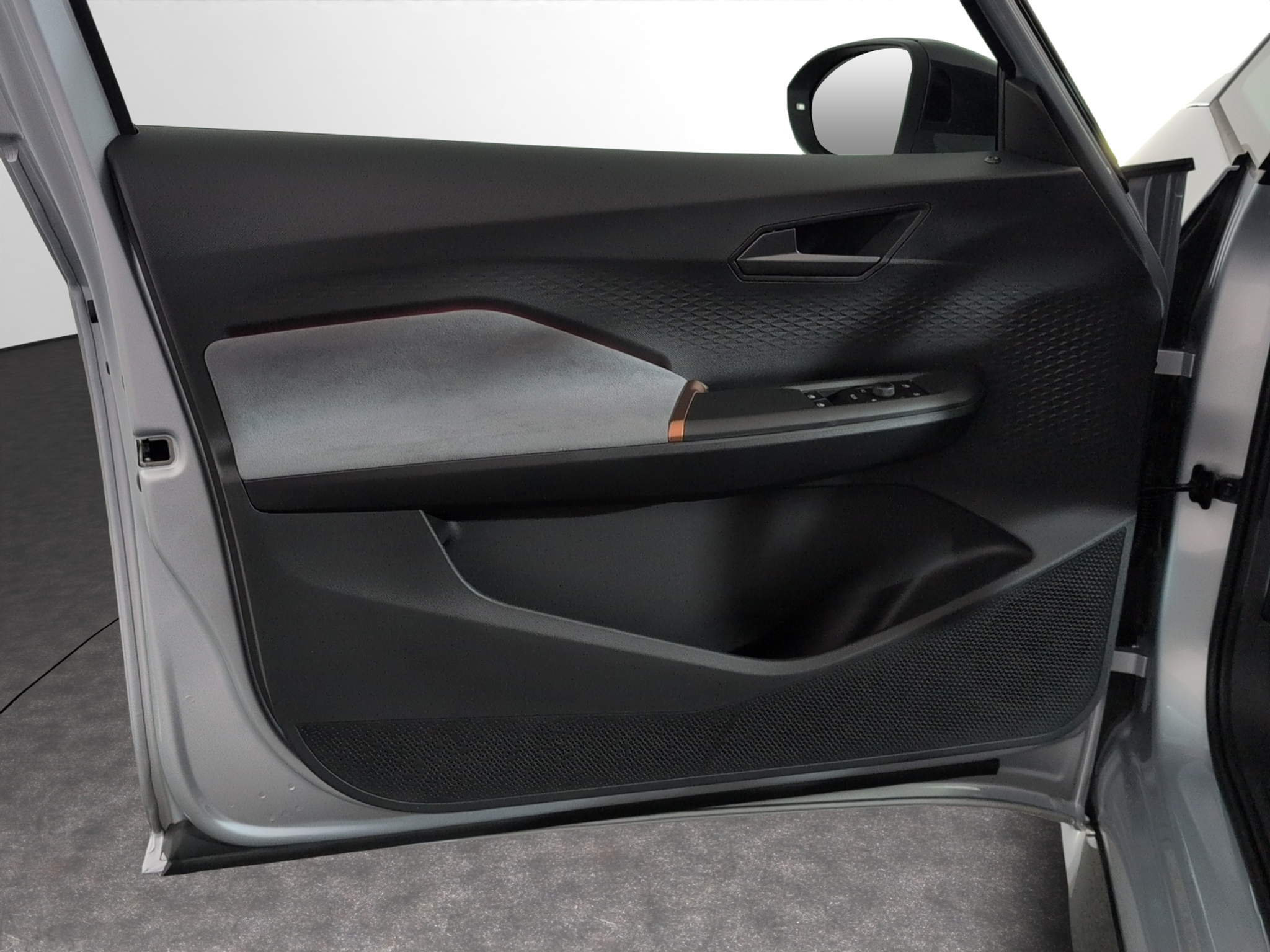 listing desktop thumbnail image 13