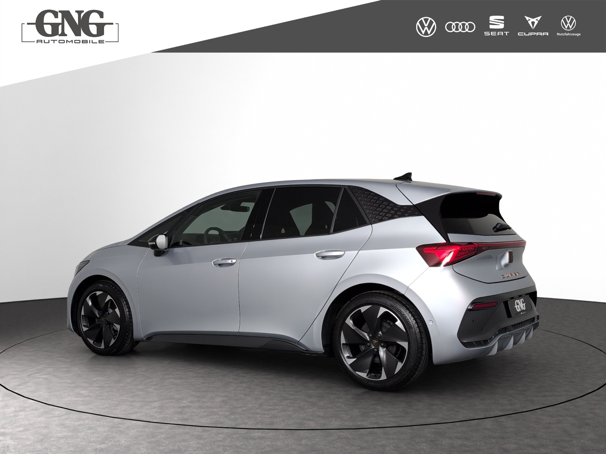 listing desktop thumbnail image 1