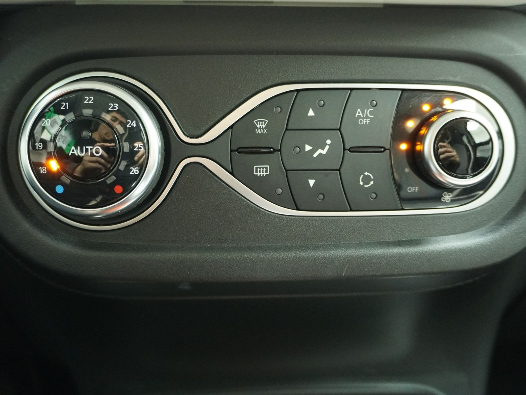 listing desktop thumbnail image 13