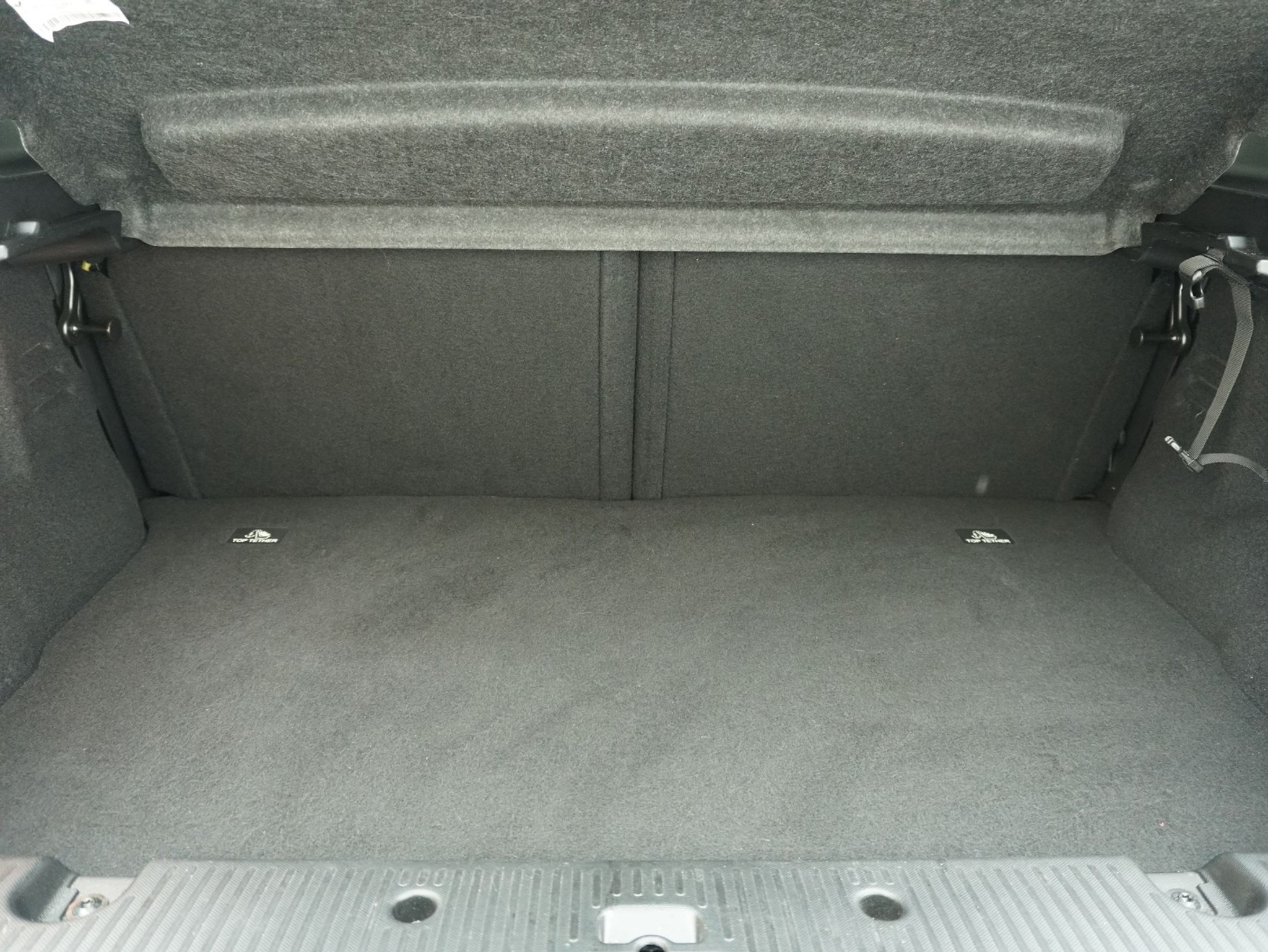 listing desktop thumbnail image 19