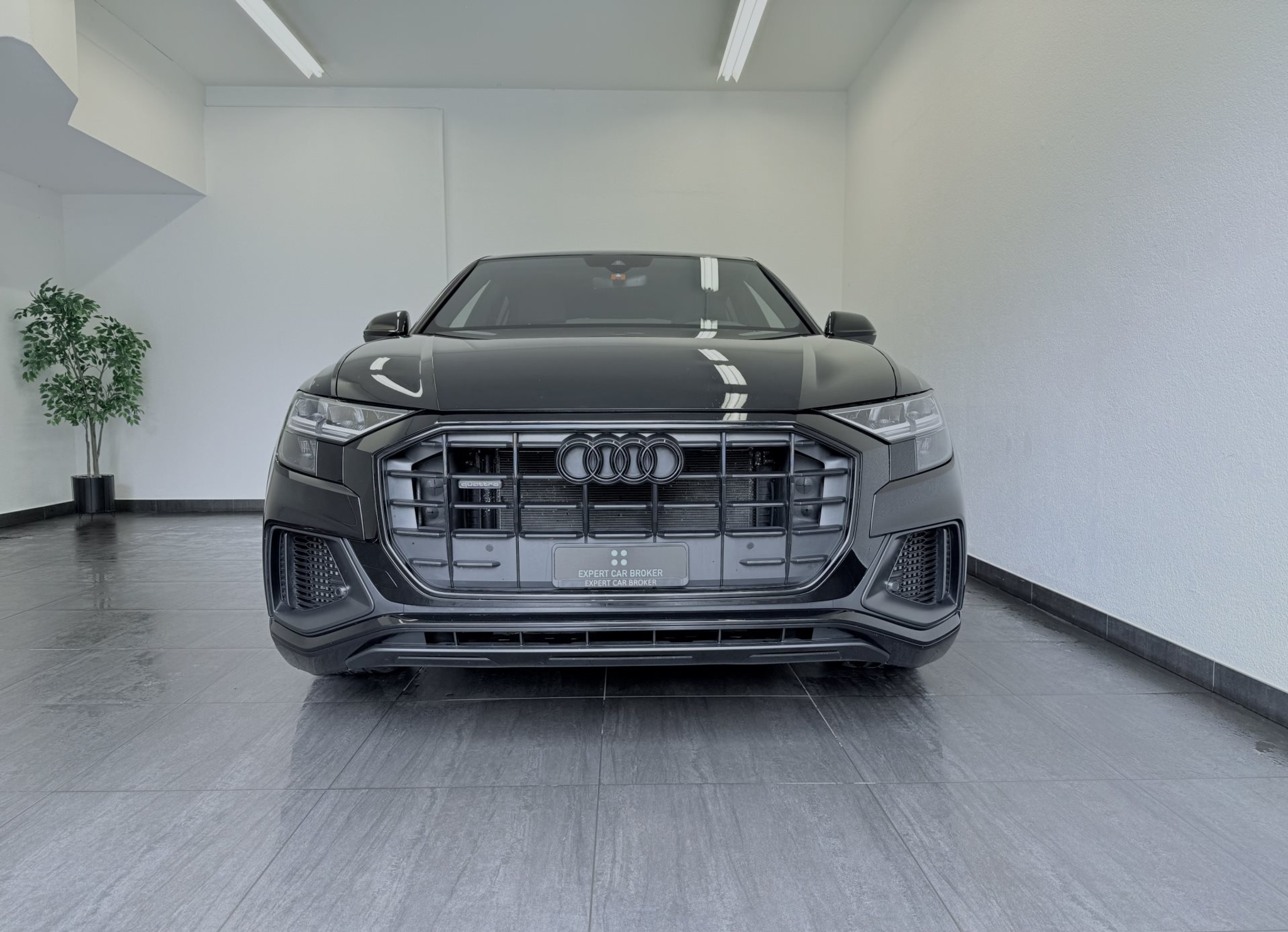 listing desktop thumbnail image 4