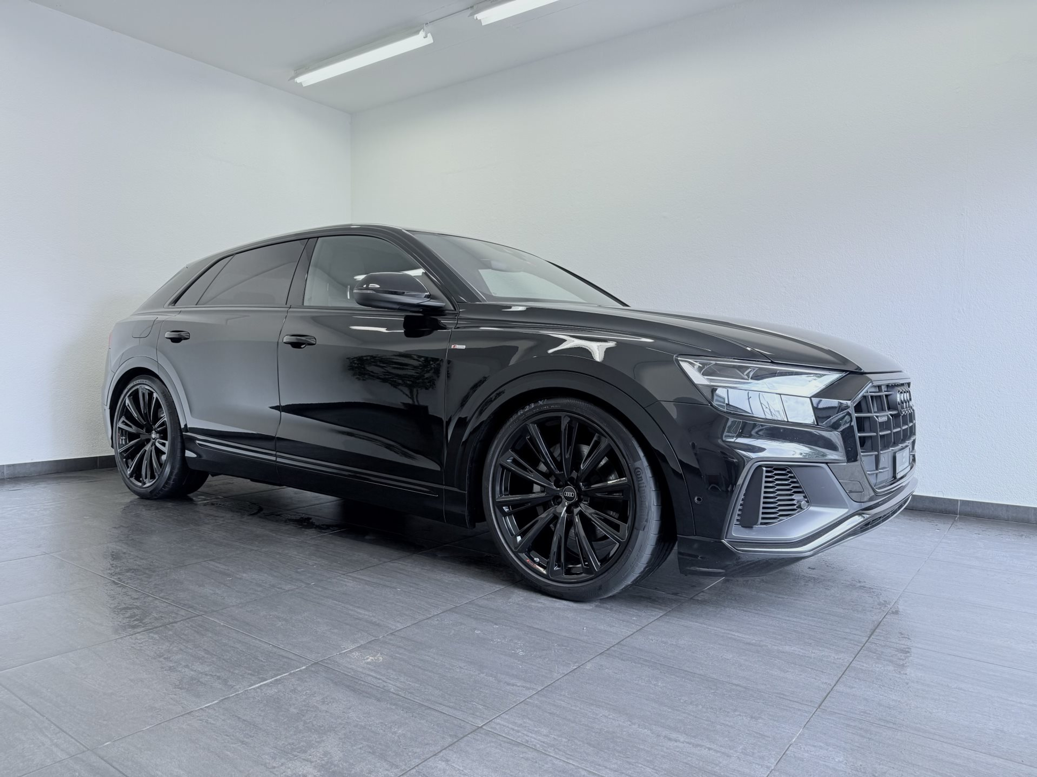 listing desktop thumbnail image 0