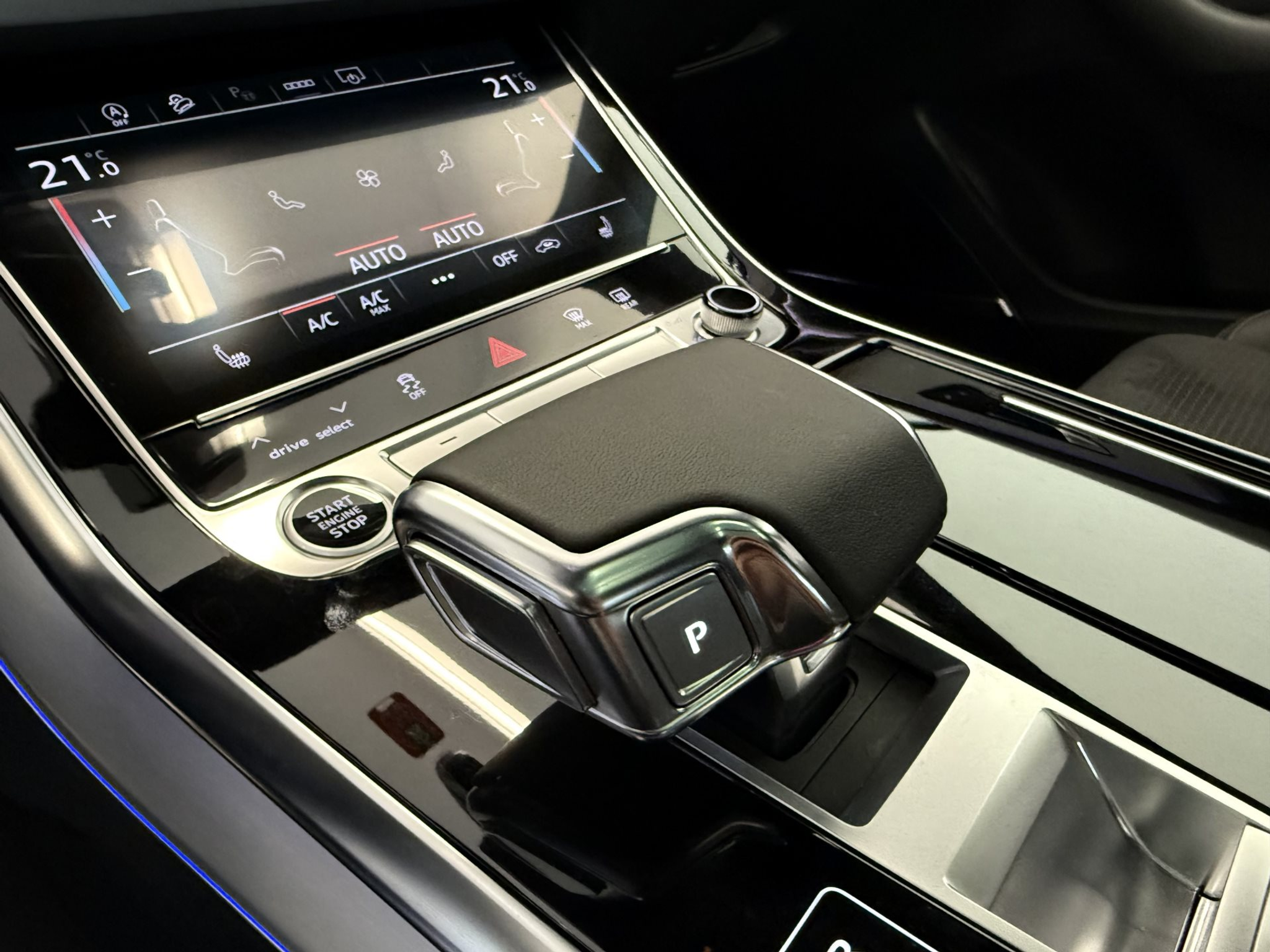 listing desktop thumbnail image 17