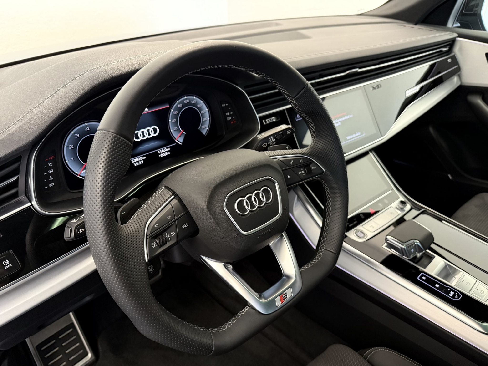 listing desktop thumbnail image 13