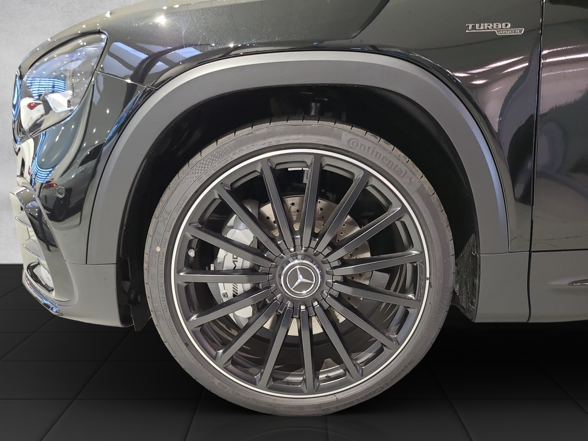 listing desktop thumbnail image 9