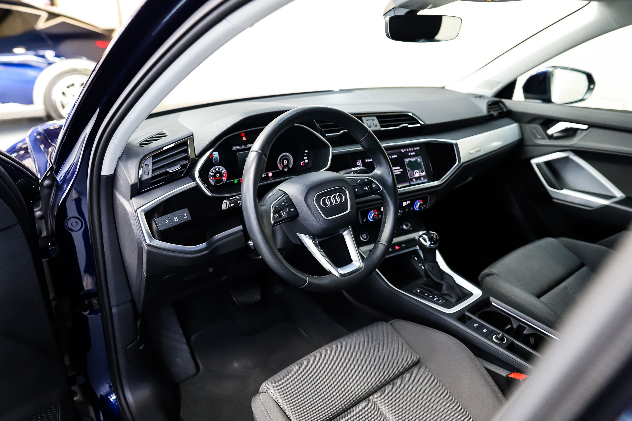 listing desktop thumbnail image 6