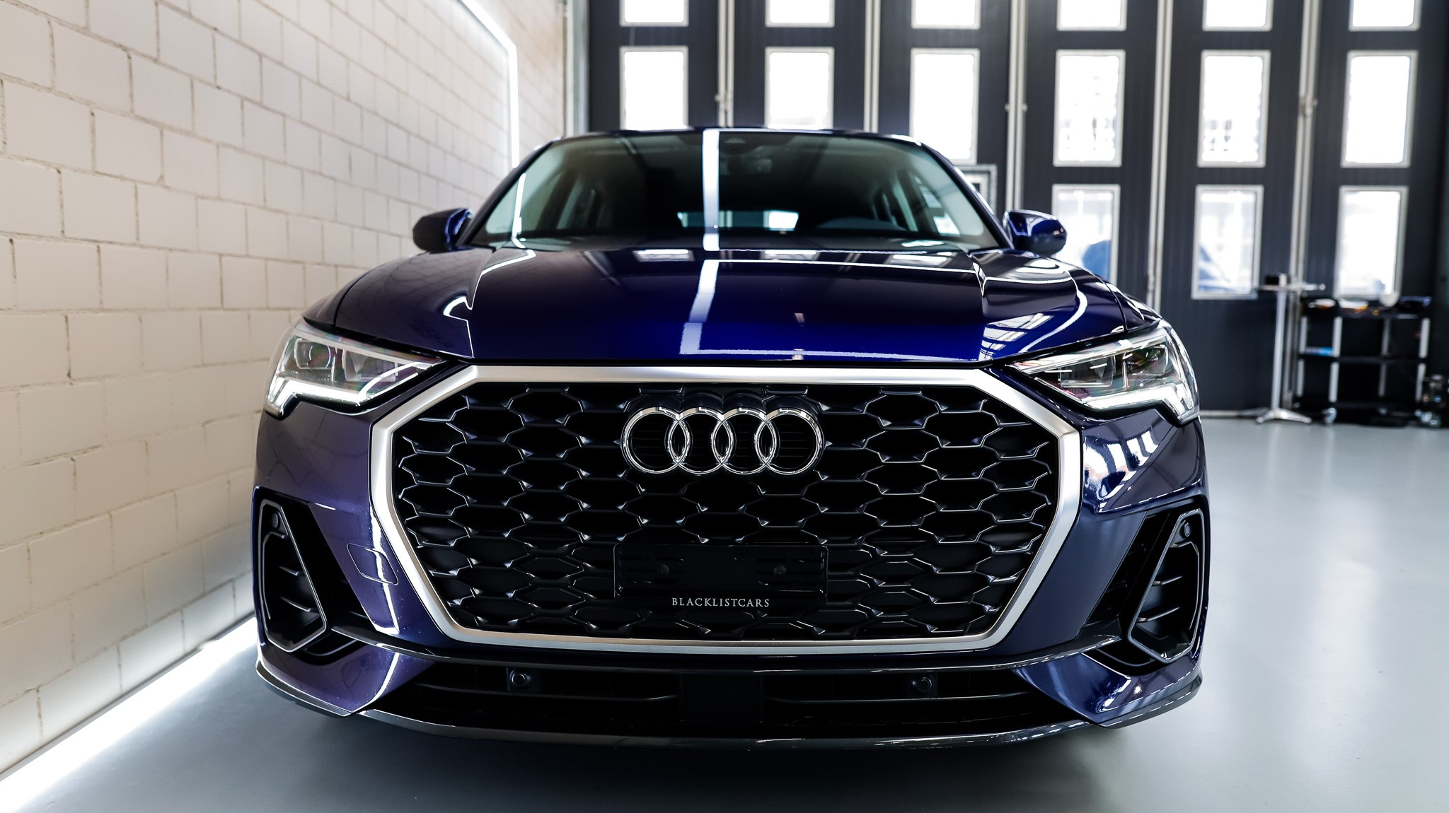 listing desktop thumbnail image 2