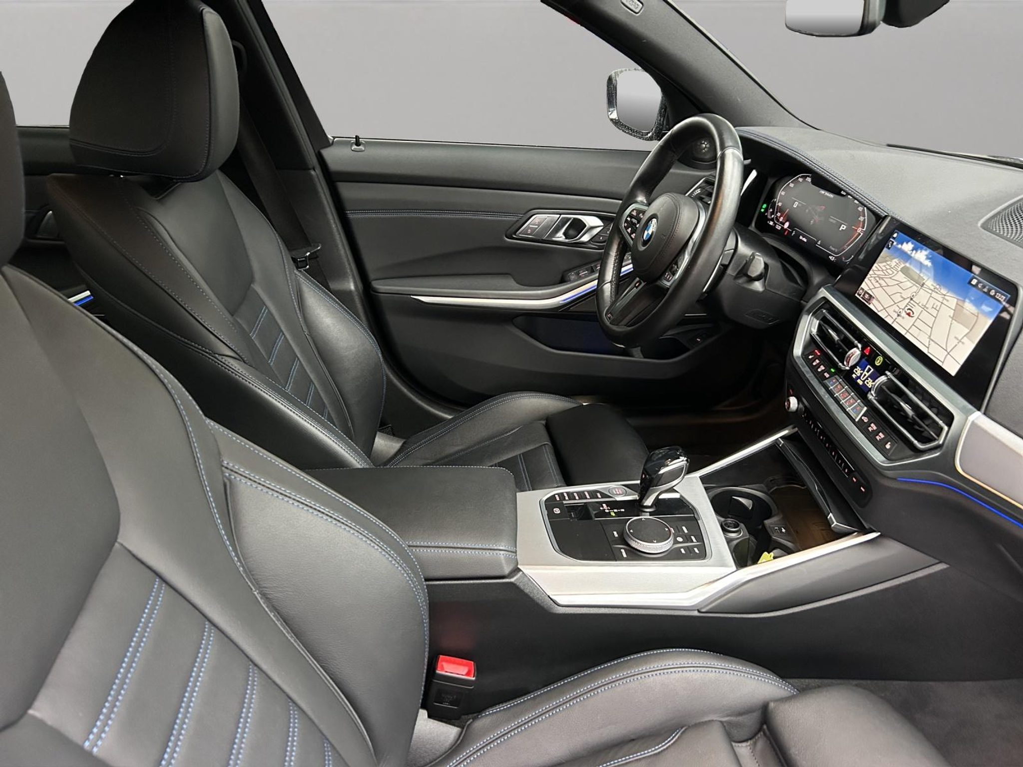 listing desktop thumbnail image 12