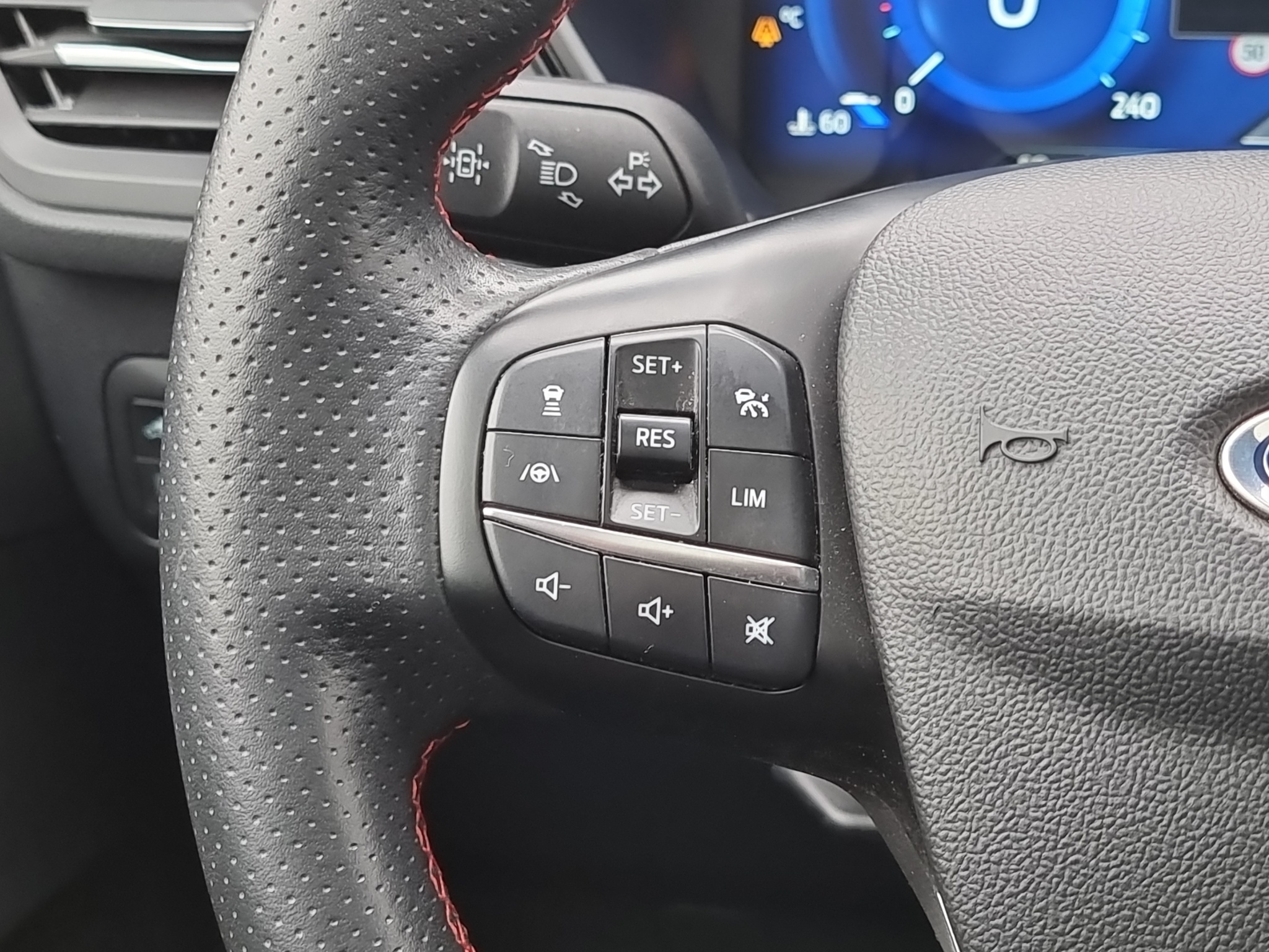 listing desktop thumbnail image 9