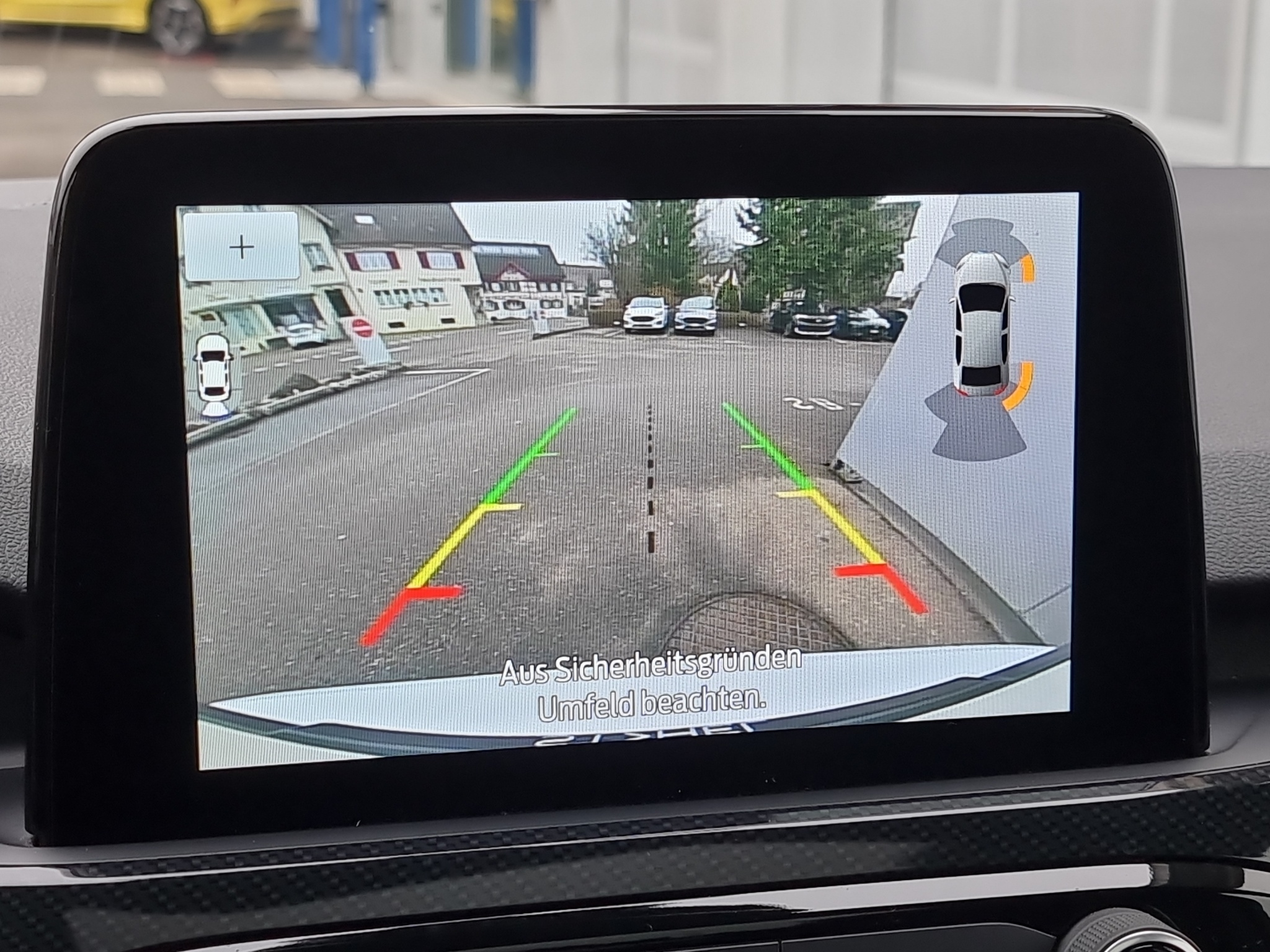 listing desktop thumbnail image 7