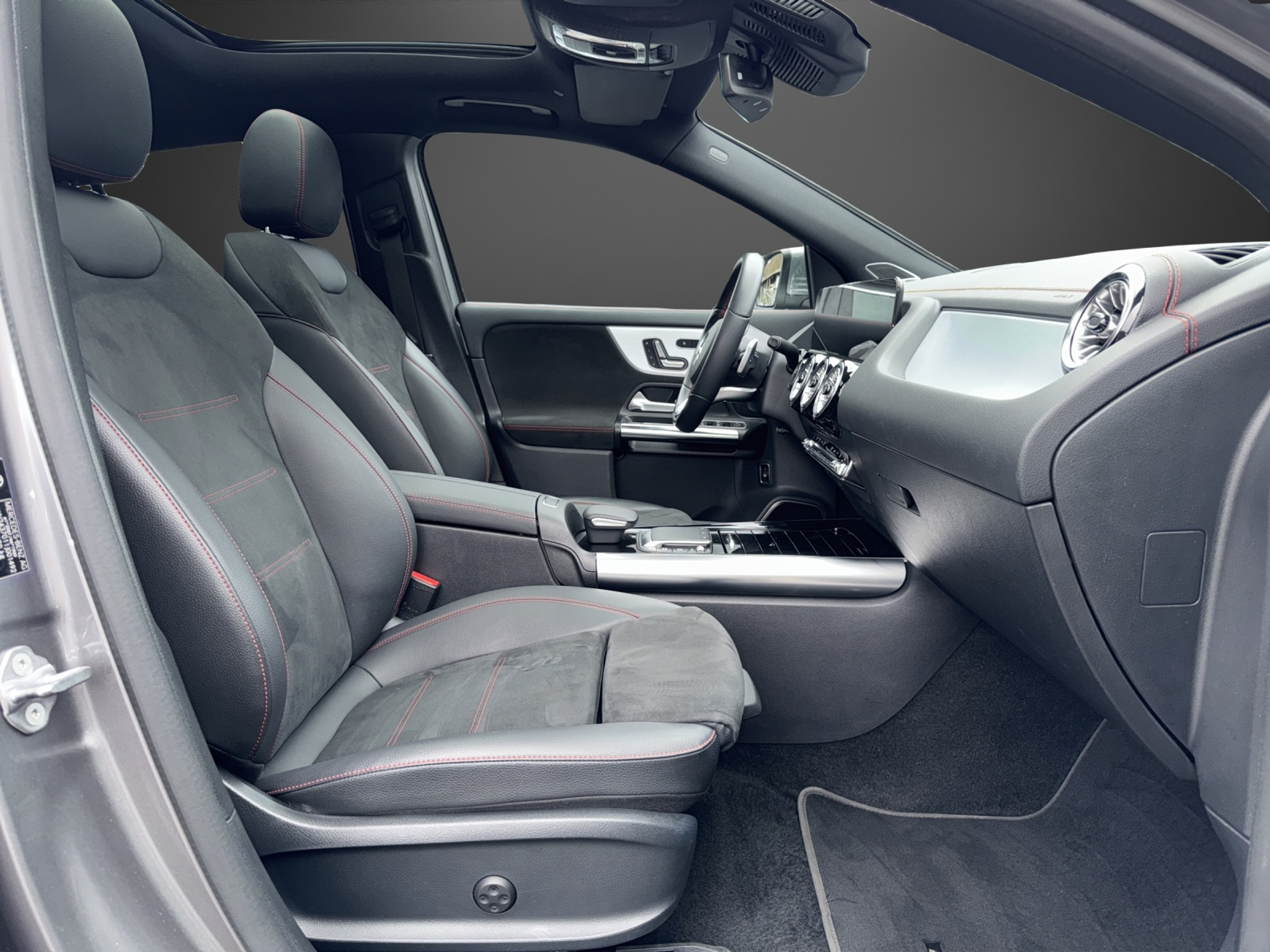 listing desktop thumbnail image 11