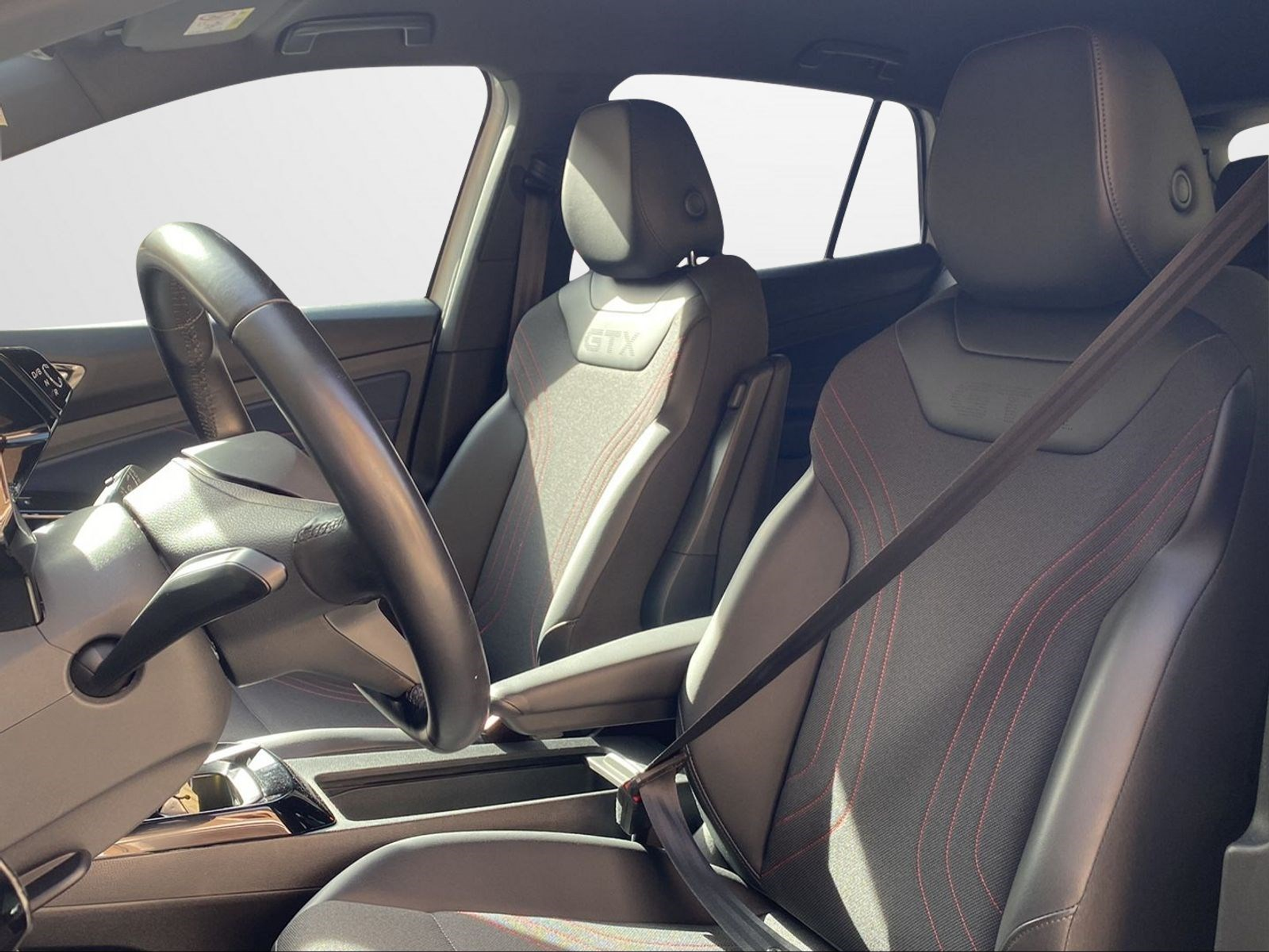 listing desktop thumbnail image 10