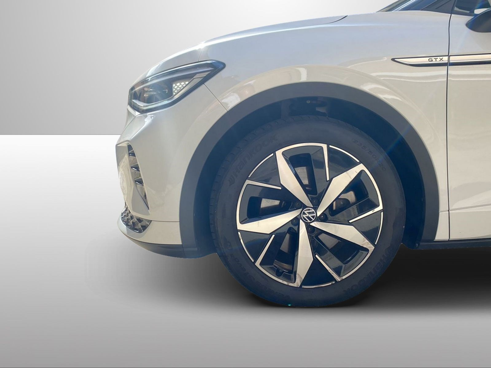 listing desktop thumbnail image 8