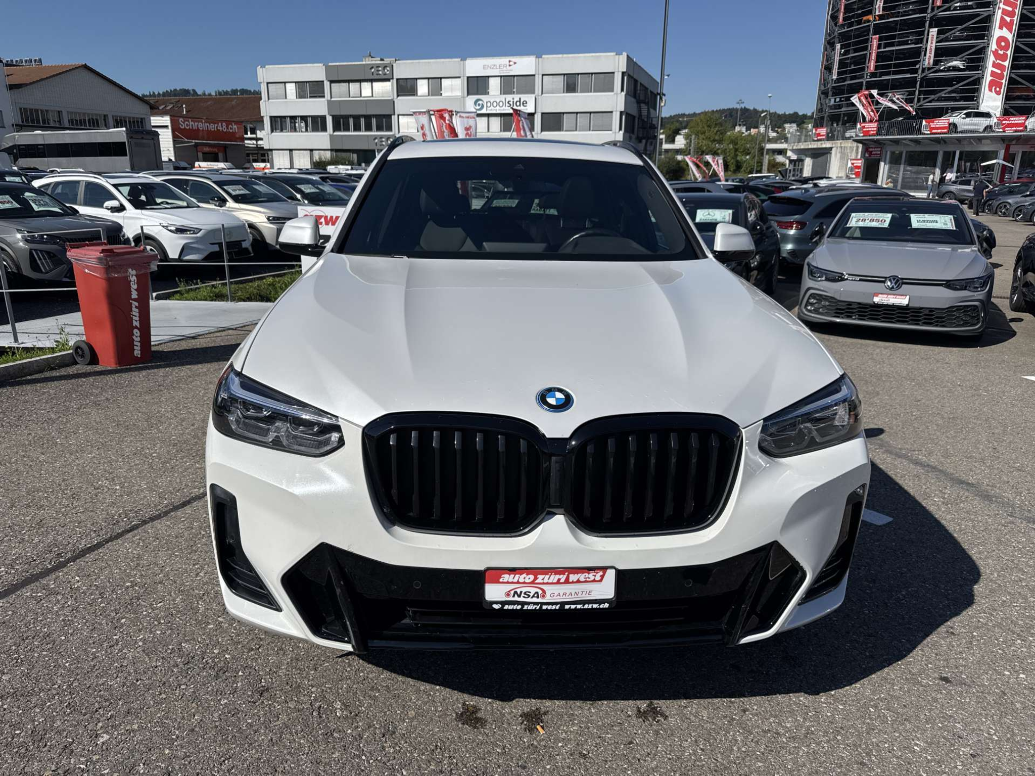 listing desktop thumbnail image 13