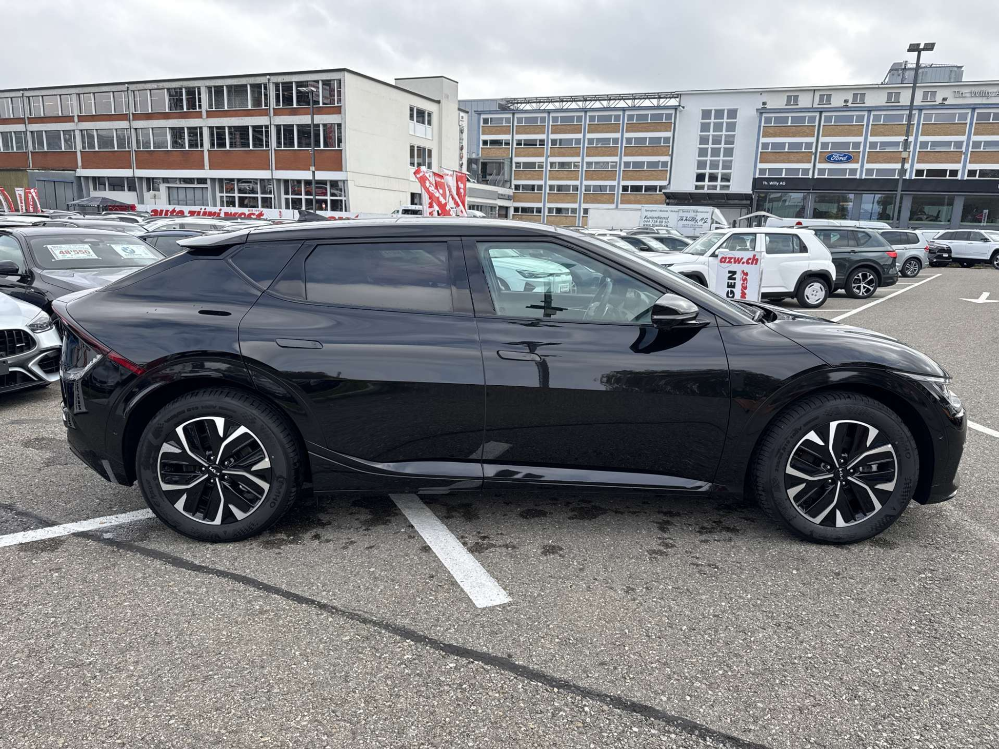 listing desktop thumbnail image 10