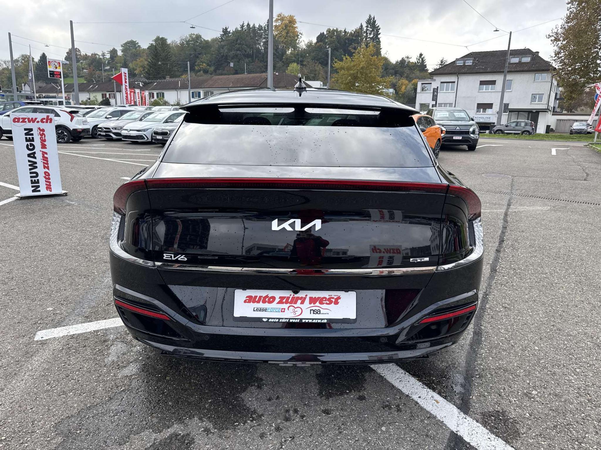 listing desktop thumbnail image 14