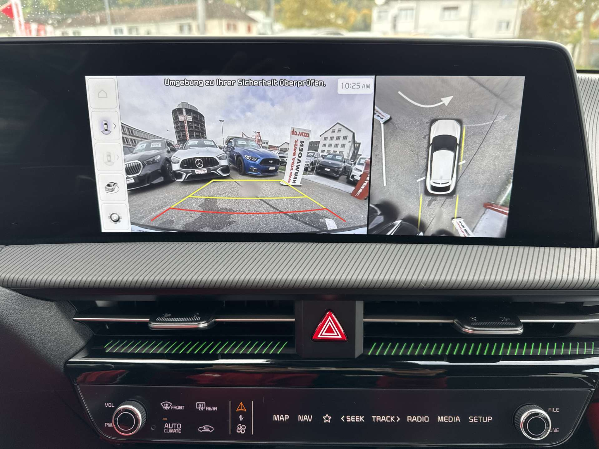 listing desktop thumbnail image 9