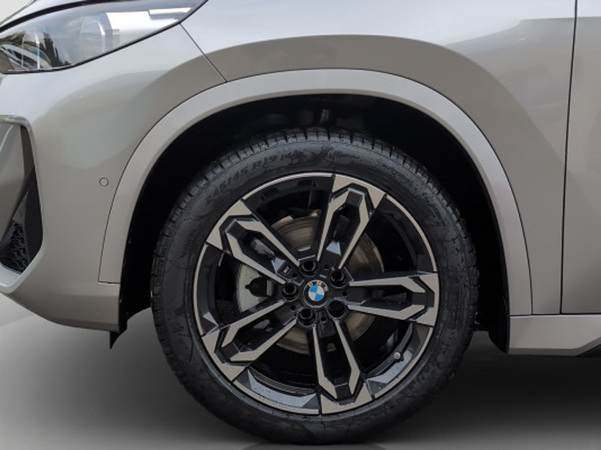 listing desktop thumbnail image 14