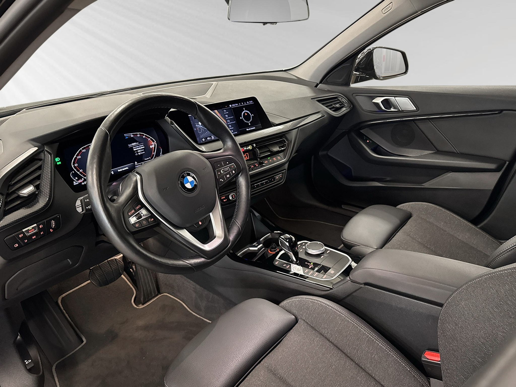 listing desktop thumbnail image 3